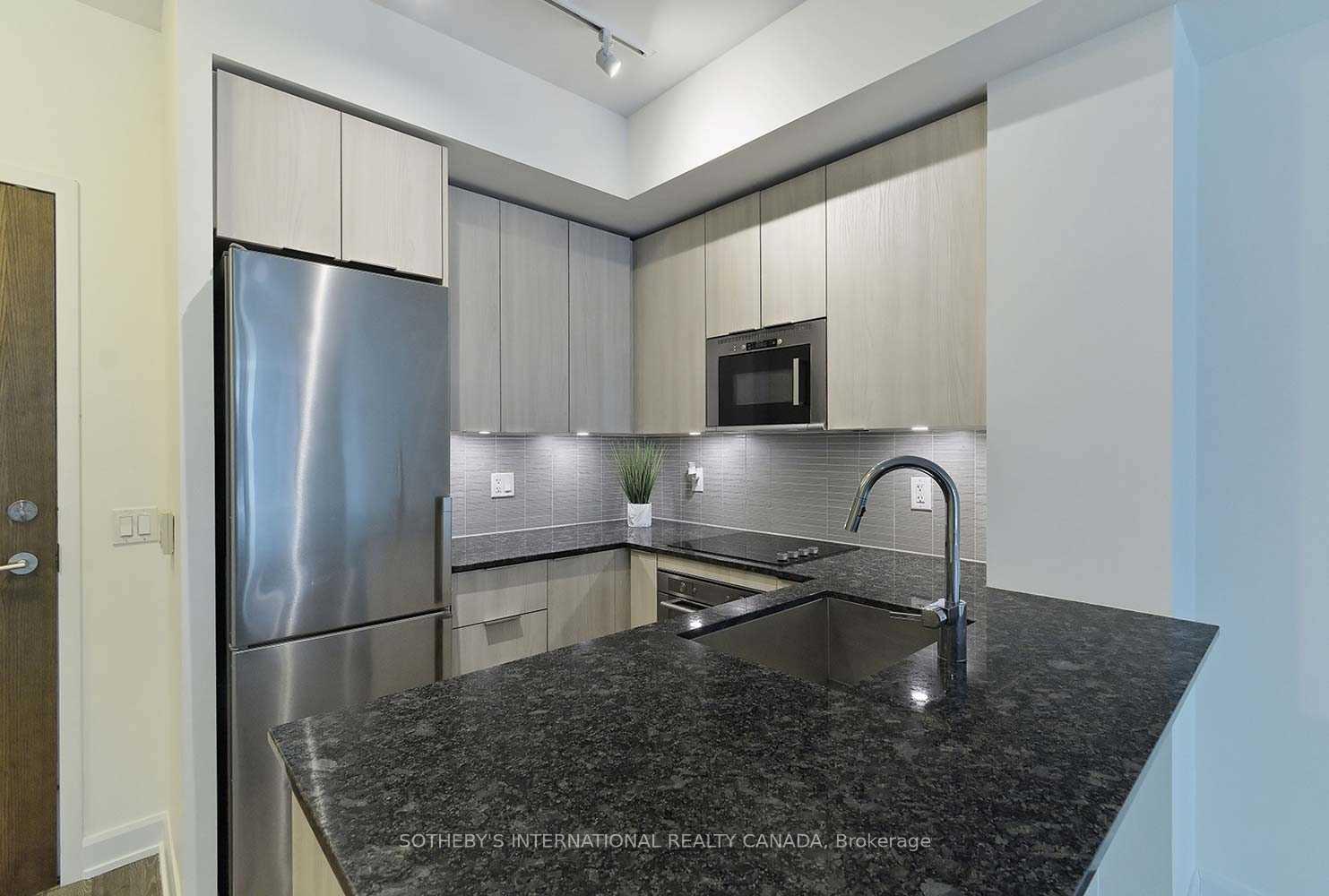 Photo 16 of Unit 632, 99 Eagle Rock Way, Vaughan, Maple — HOMEH