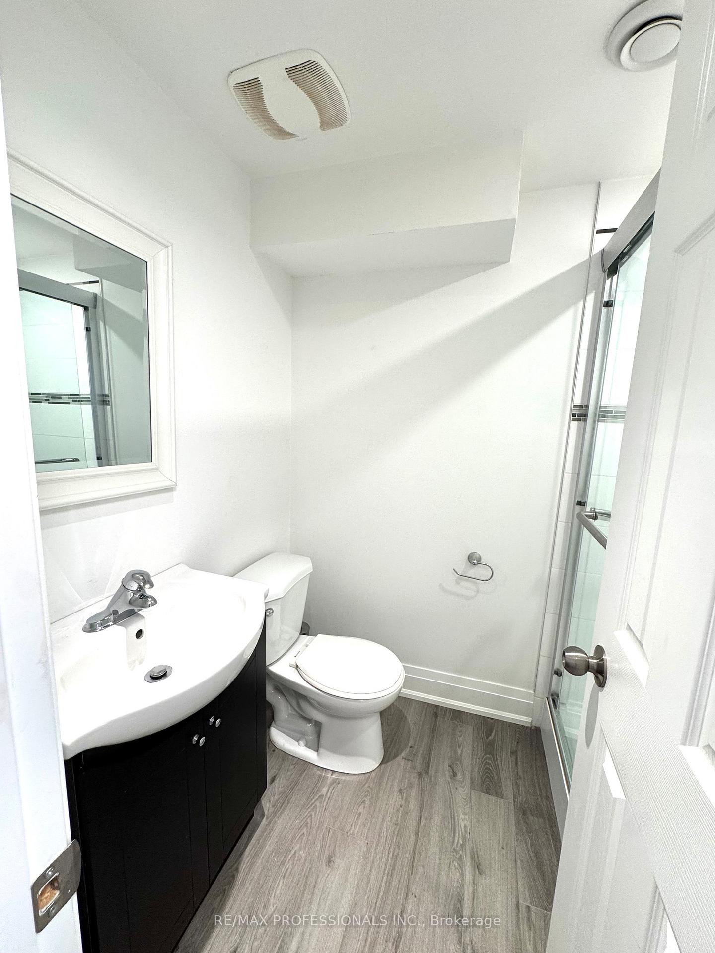 Photo 9 of Unit BSMT, 24 Millburn Drive, Etobicoke, Eringate-Centennial-West Deane — HOMEH