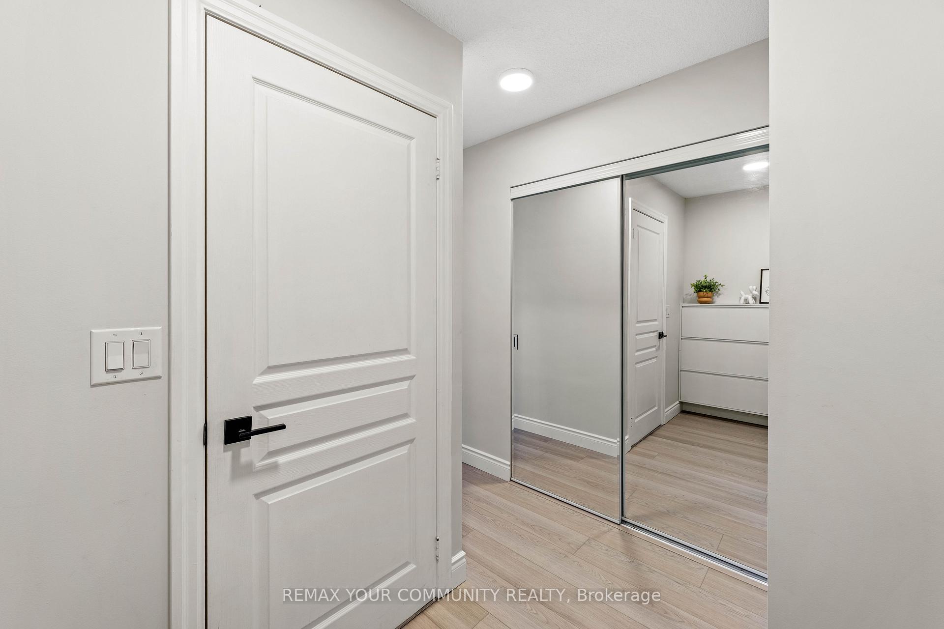 Photo 3 of Unit 609, 1940 Ironstone Drive, Burlington, Uptown — HOMEH