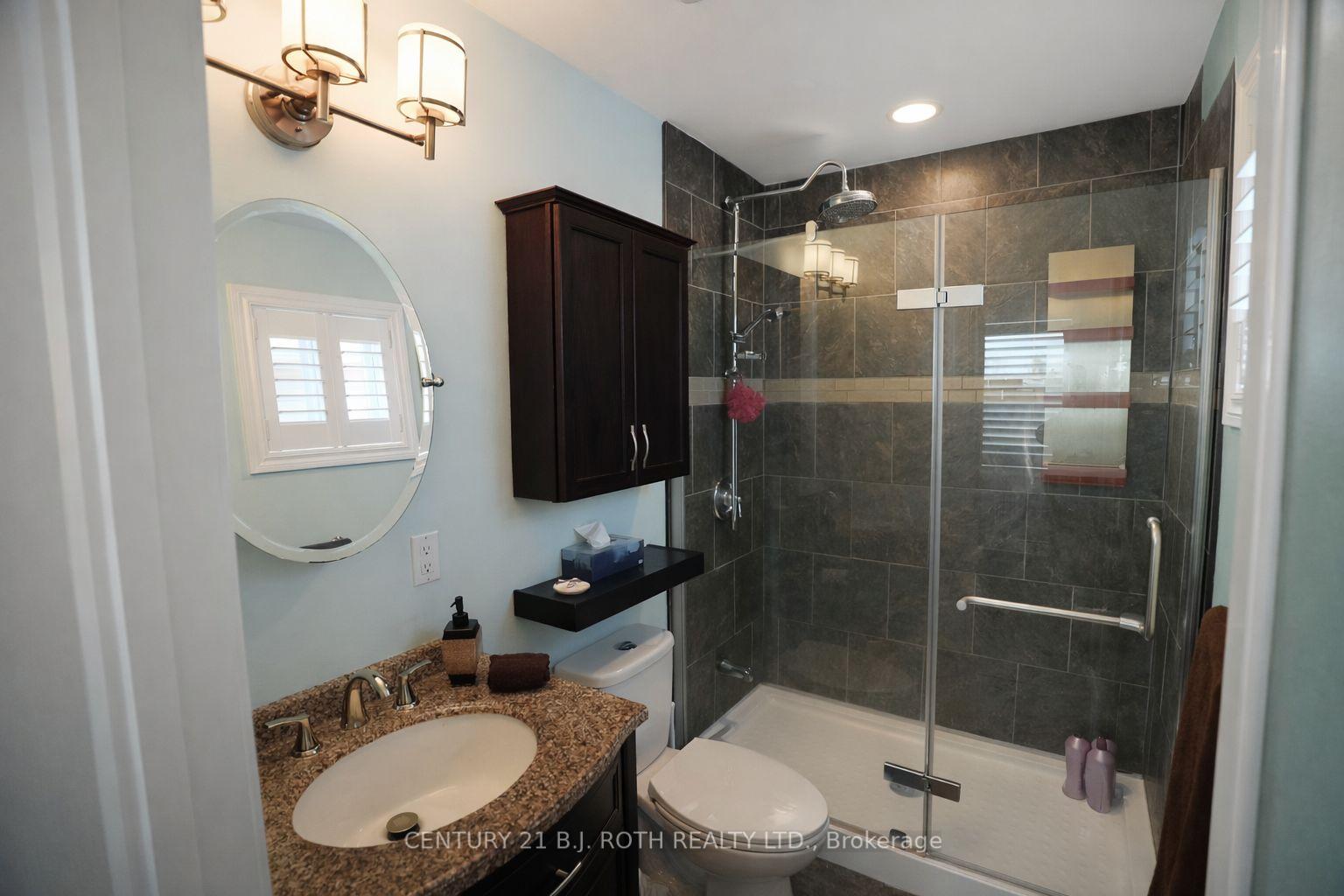 Photo 22 of 9 Laidlaw Drive N, Barrie, West Bayfield — HOMEH