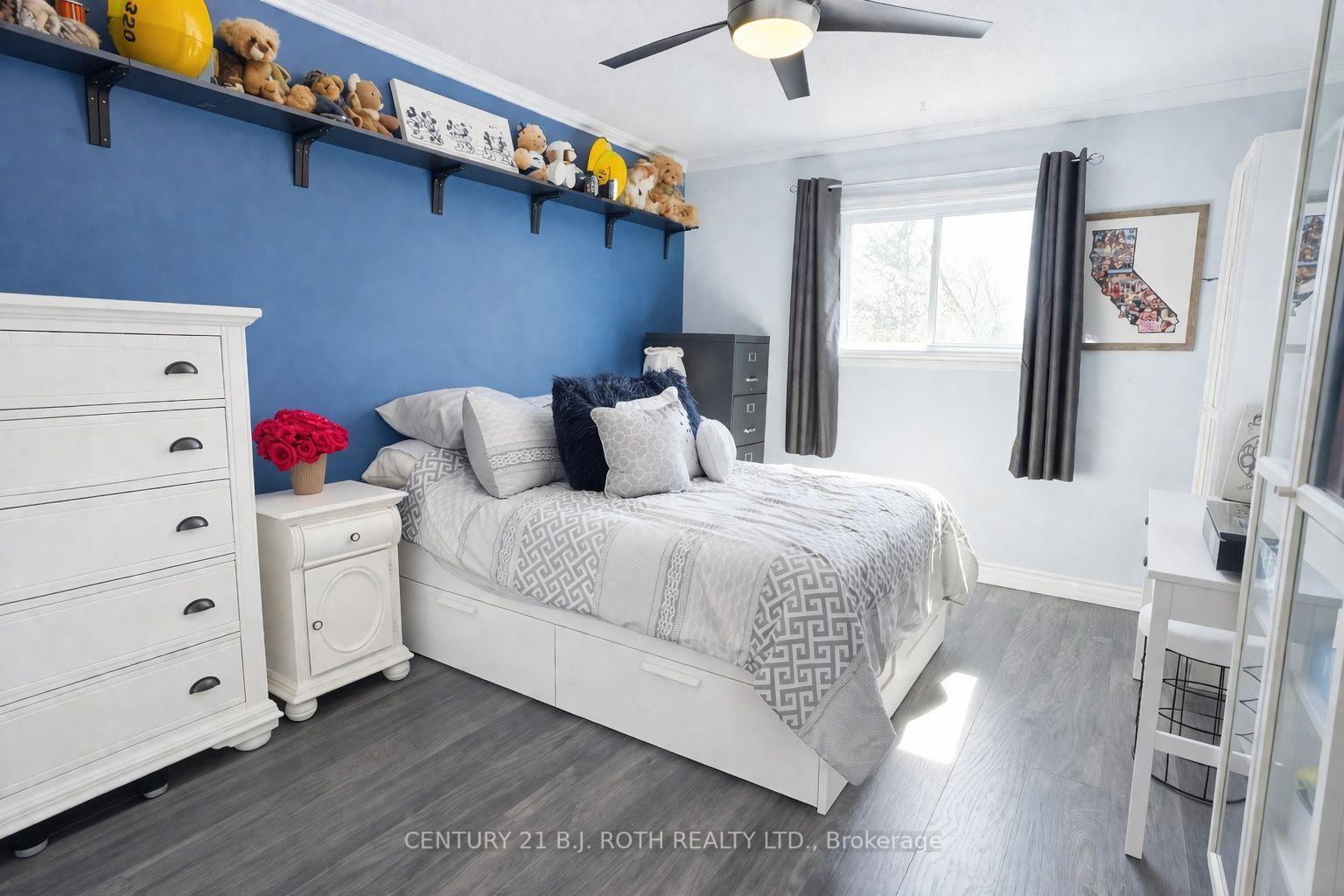 Photo 23 of 9 Laidlaw Drive N, Barrie, West Bayfield — HOMEH