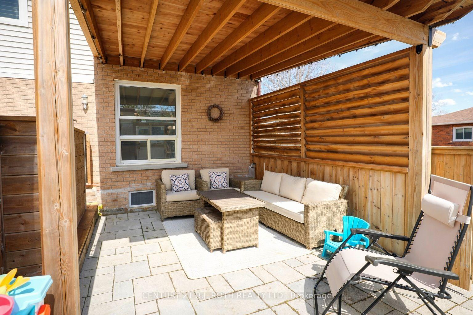 Photo 31 of 9 Laidlaw Drive N, Barrie, West Bayfield — HOMEH