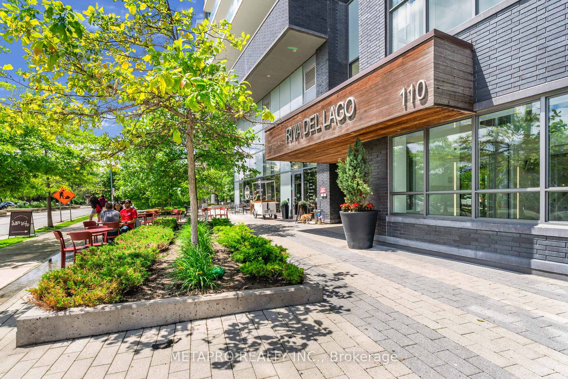 Photo of Unit 809, 110 Marine Parade Drive