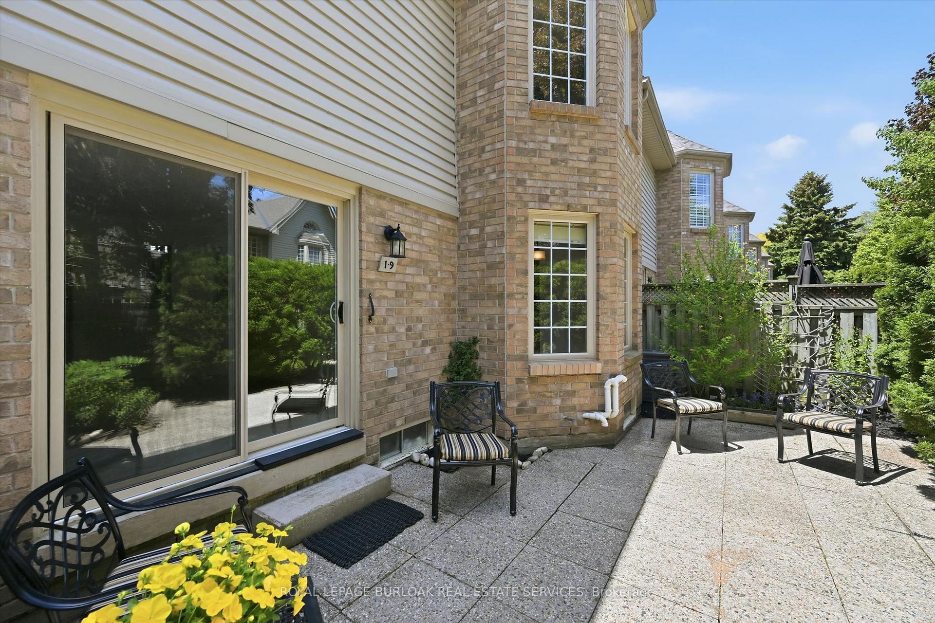 Photo 34 of Unit 19, 3333 New Street, Burlington, Roseland — HOMEH