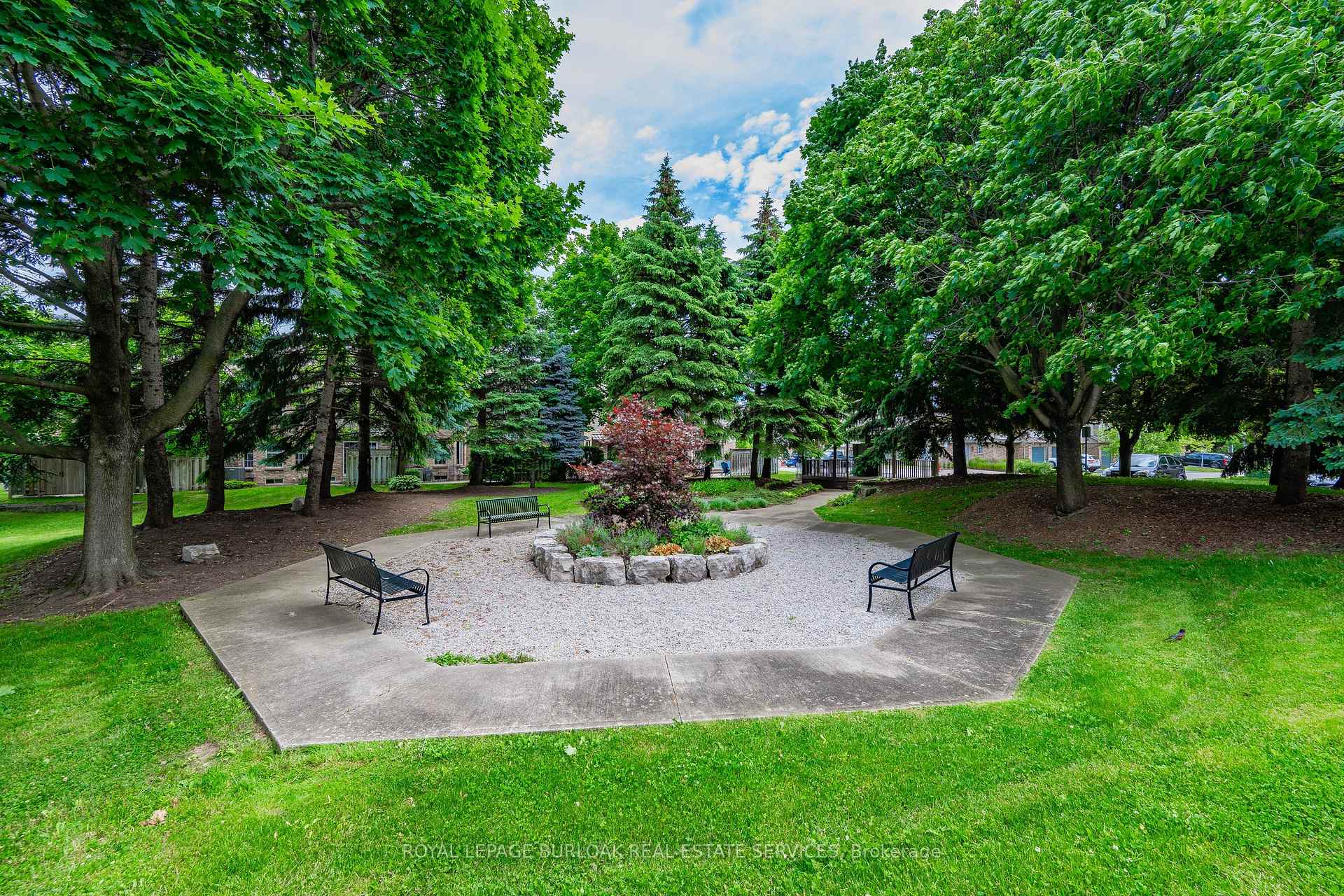Photo 38 of Unit 19, 3333 New Street, Burlington, Roseland — HOMEH