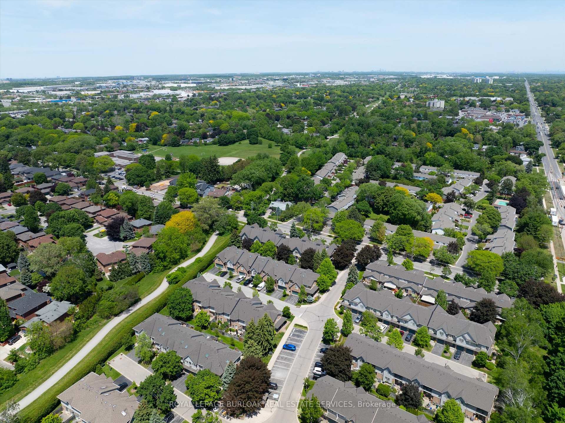 Photo 43 of Unit 19, 3333 New Street, Burlington, Roseland — HOMEH