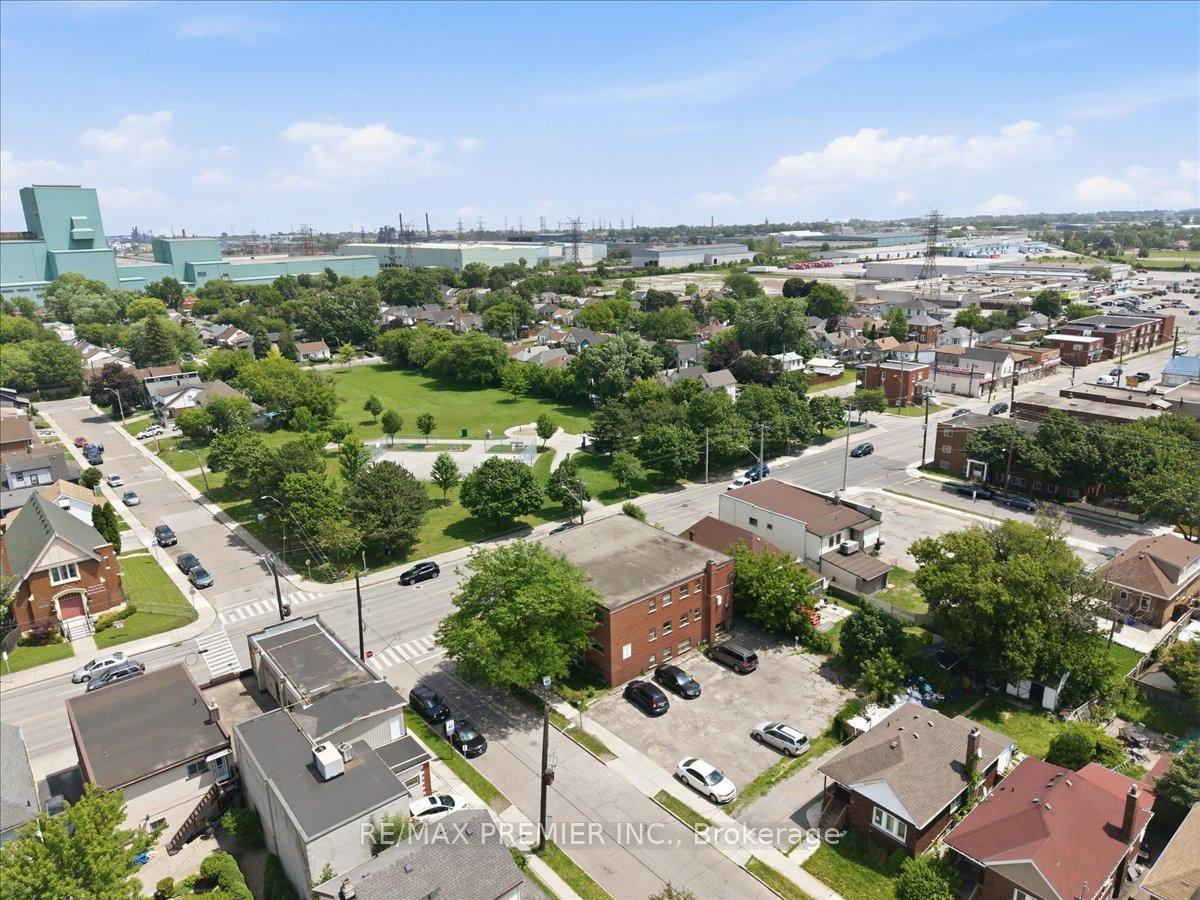 Photo 20 of 280 Weir Street N, Hamilton, Homeside — HOMEH