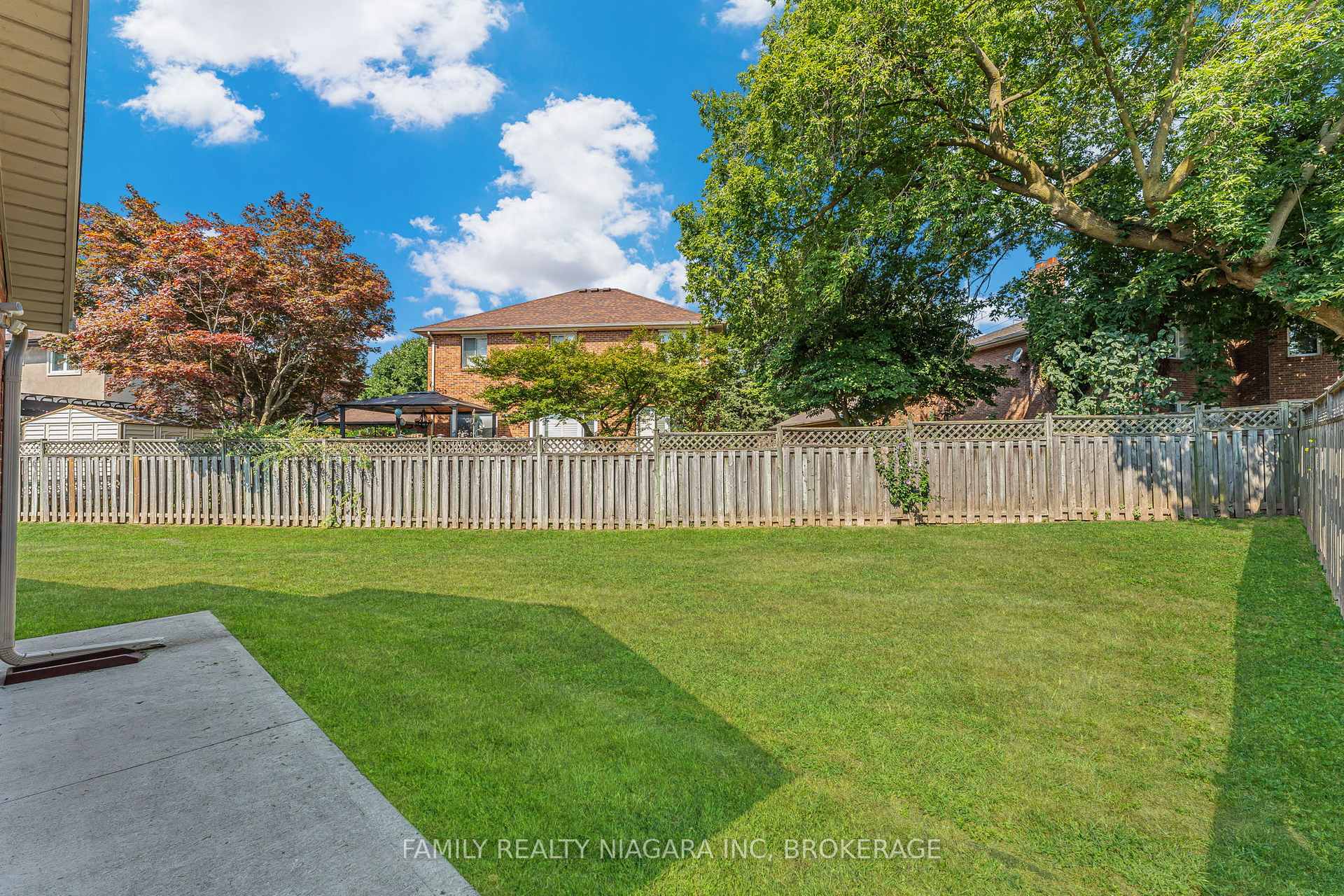 Photo 31 of 2715 Portage Road, Niagara Falls, Church's Lane — HOMEH