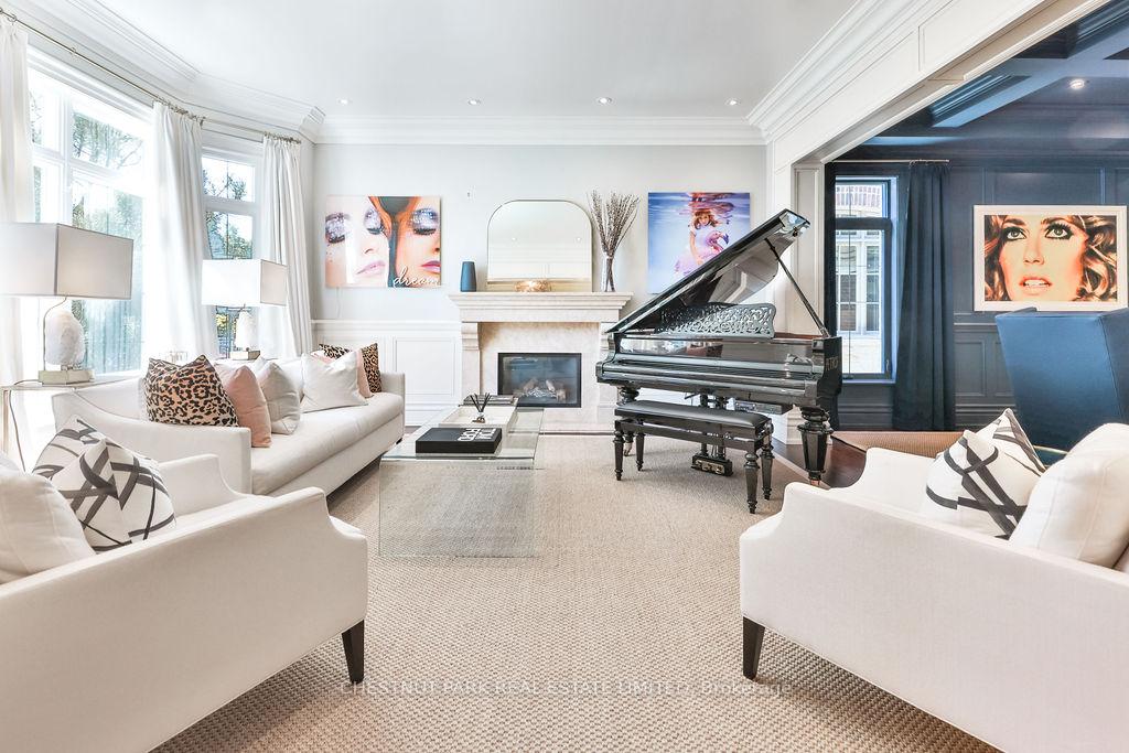 Photo 4 of 182 St Leonard's Avenue, North York, Bridle Path-Sunnybrook-York Mills — HOMEH