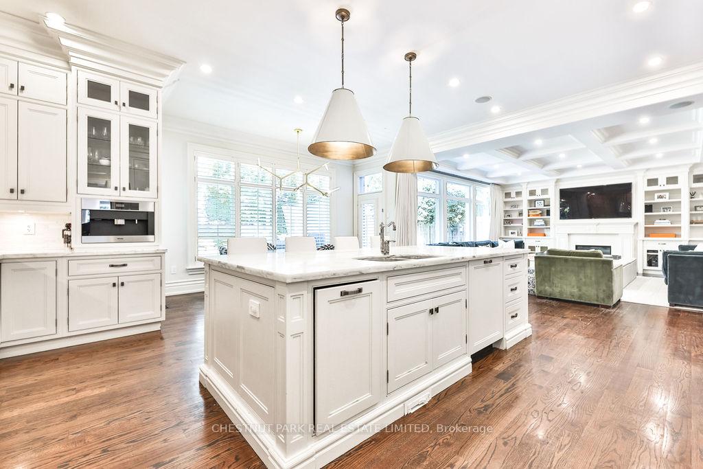 Photo 9 of 182 St Leonard's Avenue, North York, Bridle Path-Sunnybrook-York Mills — HOMEH