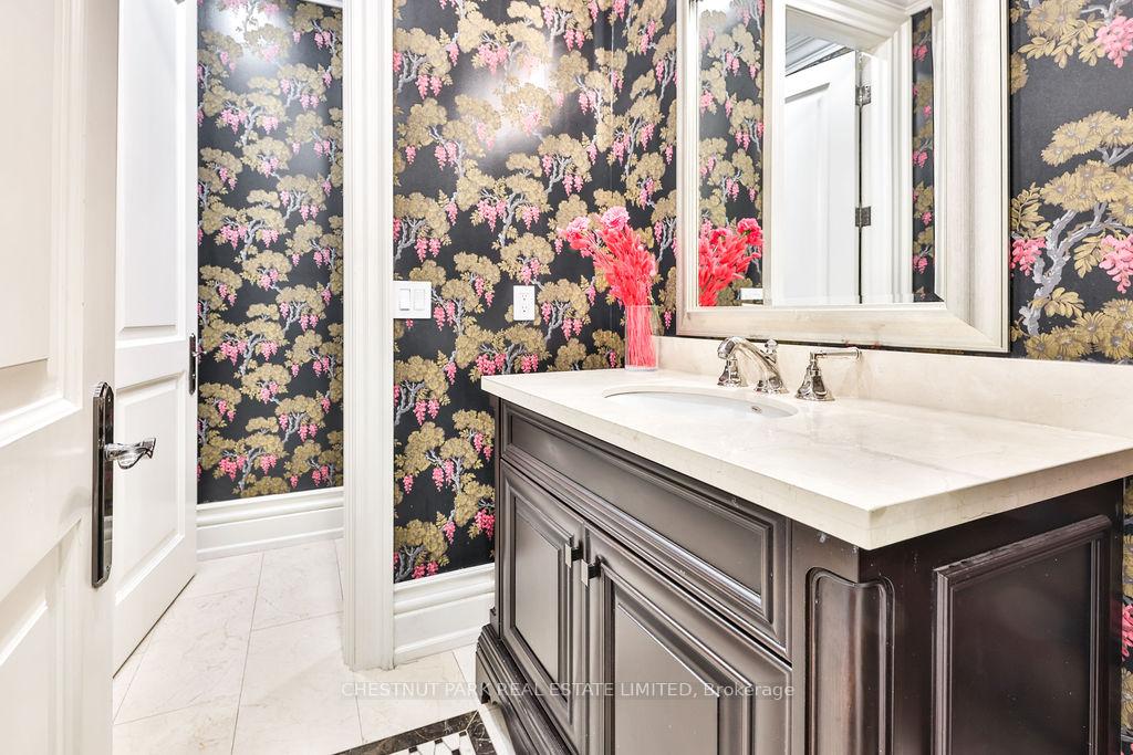 Photo 18 of 182 St Leonard's Avenue, North York, Bridle Path-Sunnybrook-York Mills — HOMEH