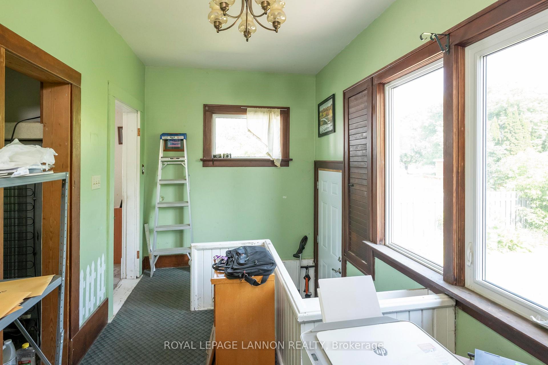 Photo 23 of 337 Heron Street, Thunder Bay, East End — HOMEH