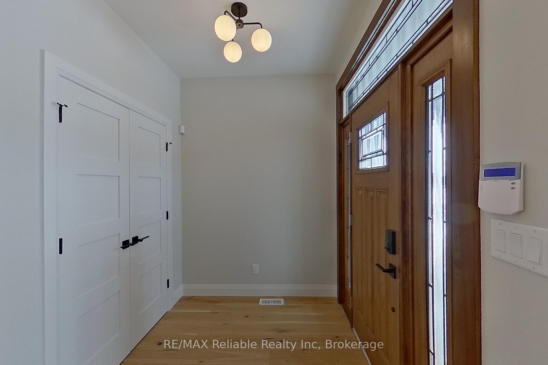Photo 5 of 73590 Irene Crescent, Bluewater, Hay — HOMEH