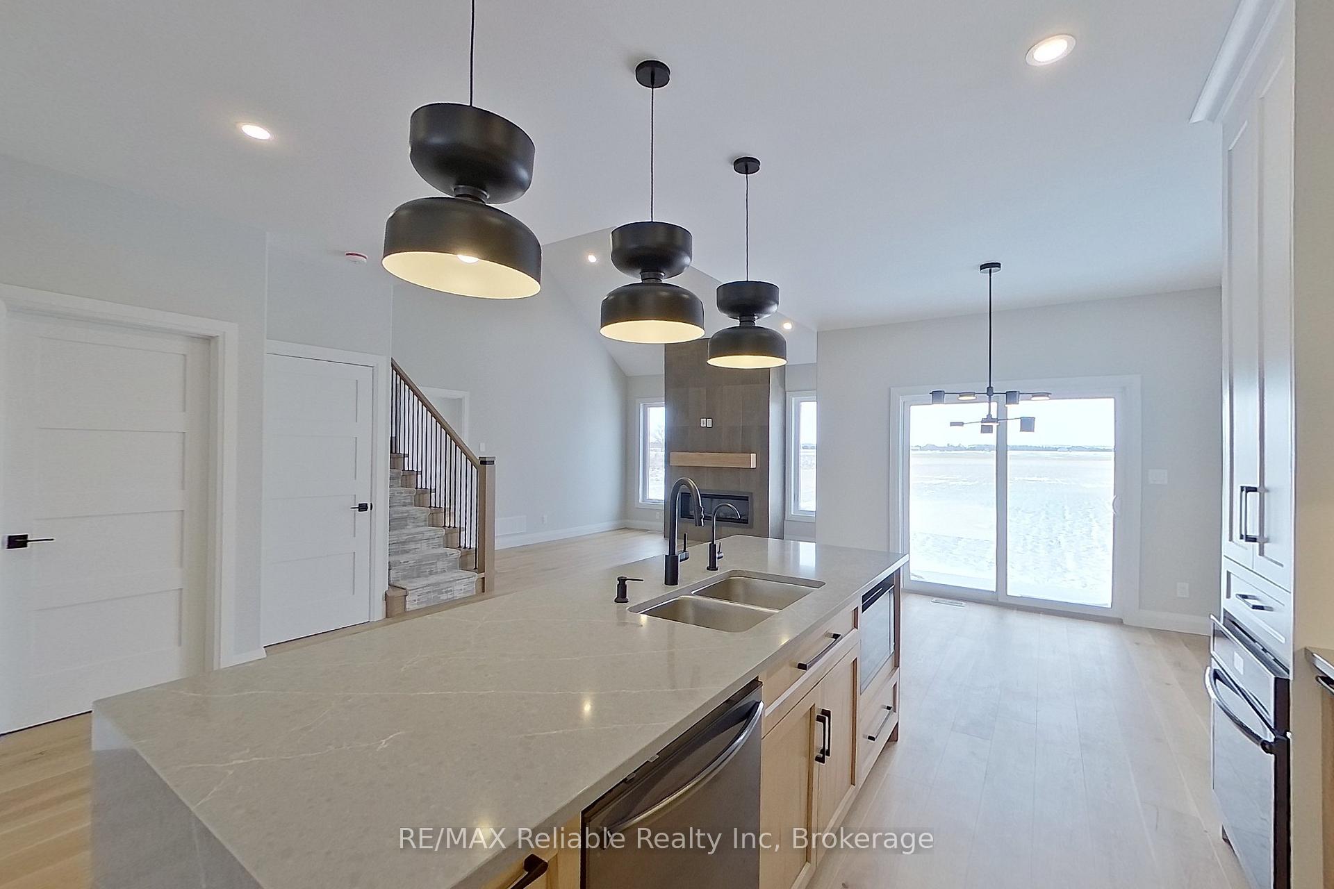 Photo 10 of 73590 Irene Crescent, Bluewater, Hay — HOMEH