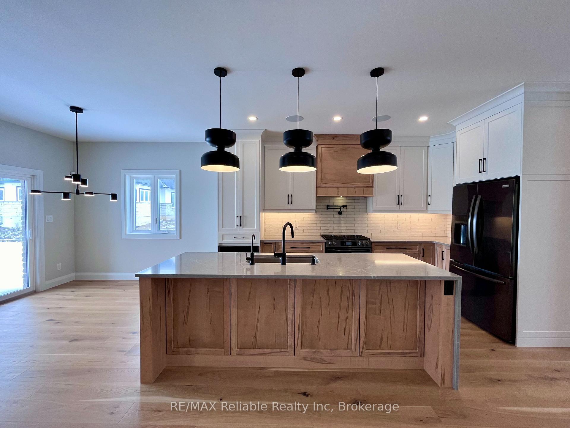 Photo 11 of 73590 Irene Crescent, Bluewater, Hay — HOMEH