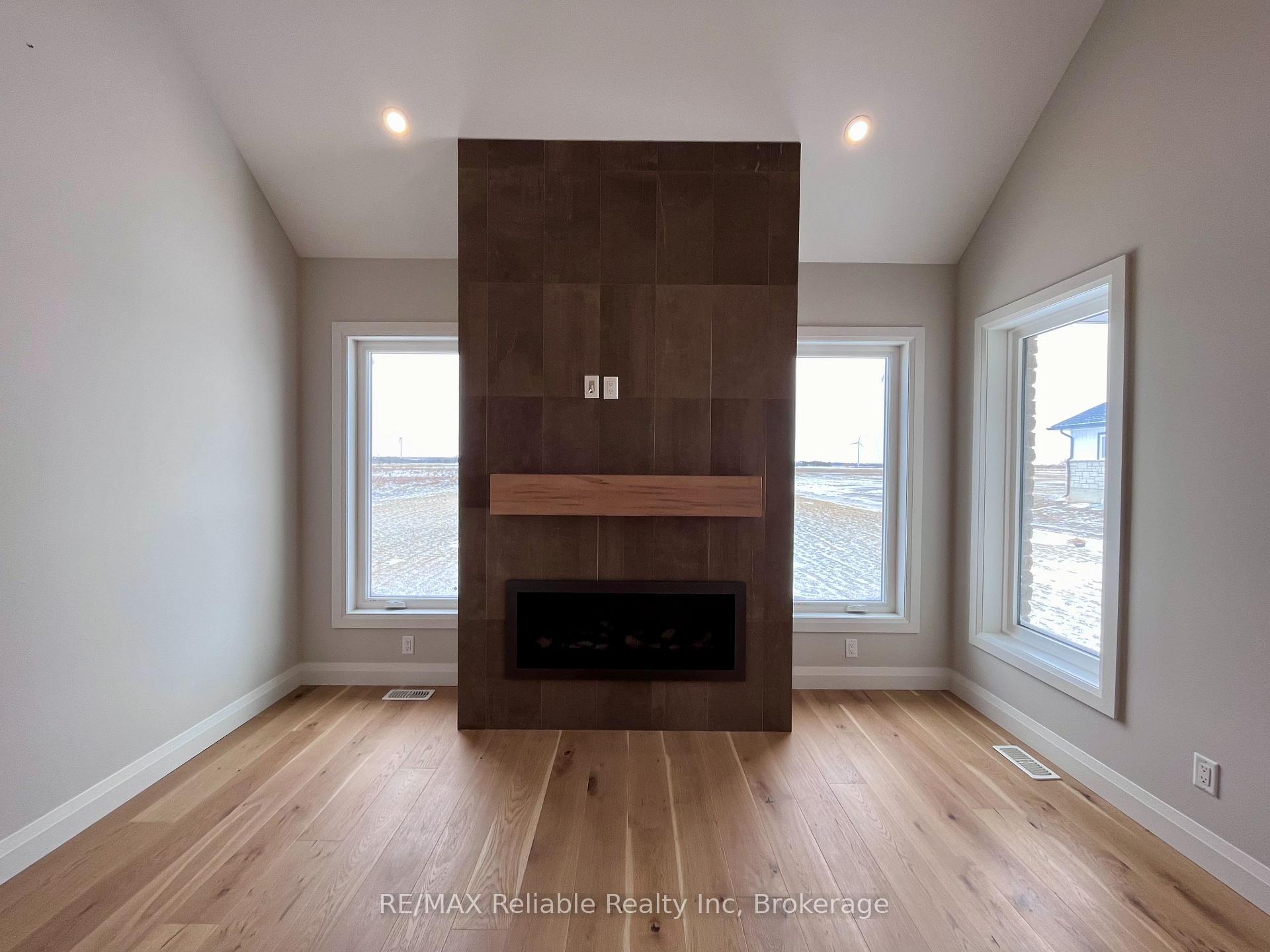 Photo 14 of 73590 Irene Crescent, Bluewater, Hay — HOMEH