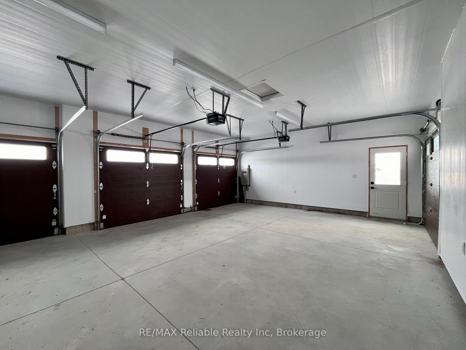 Photo 38 of 73590 Irene Crescent, Bluewater, Hay — HOMEH