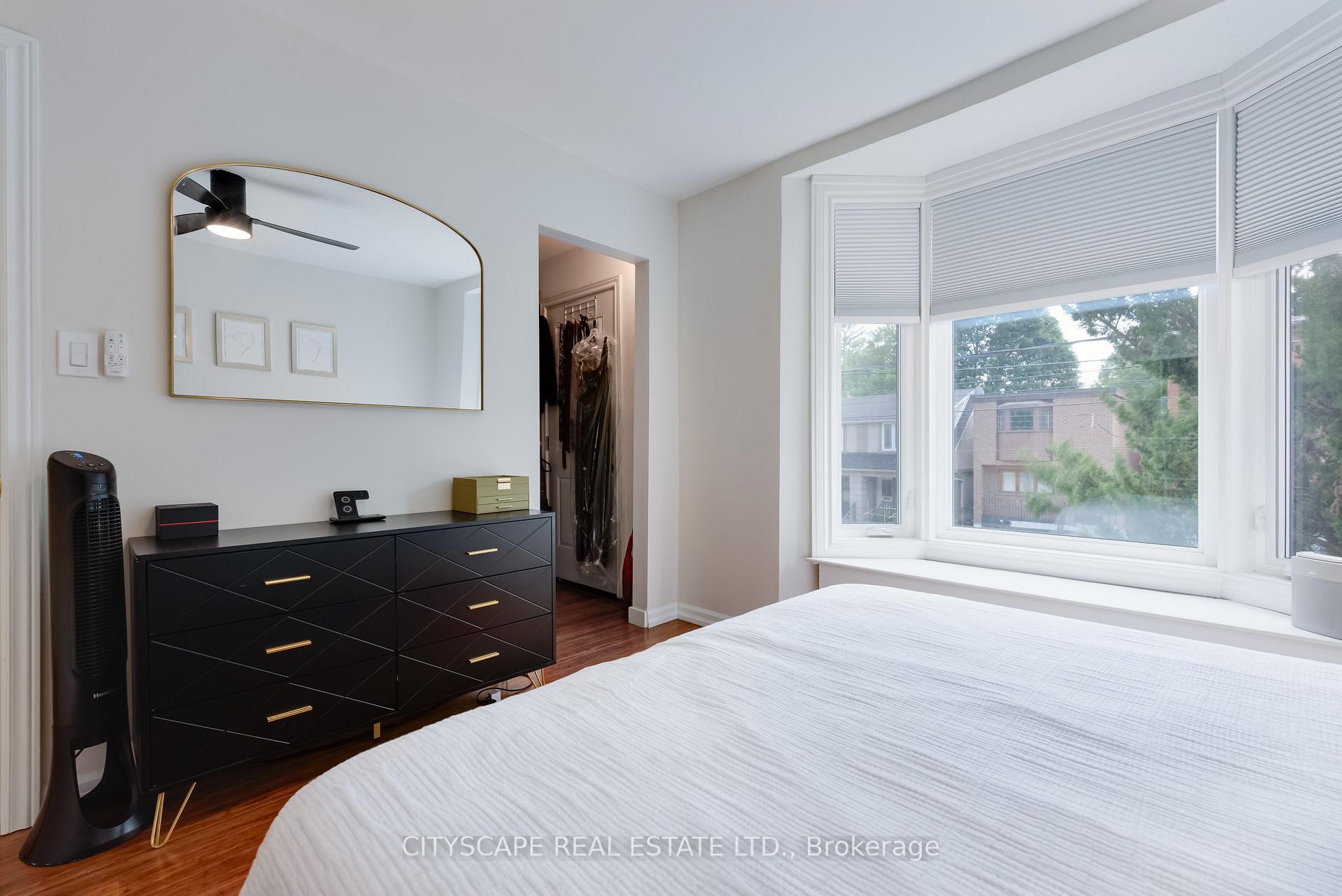 Photo 10 of Unit Upper, 193 Coxwell Avenue, Toronto, Woodbine Corridor — HOMEH