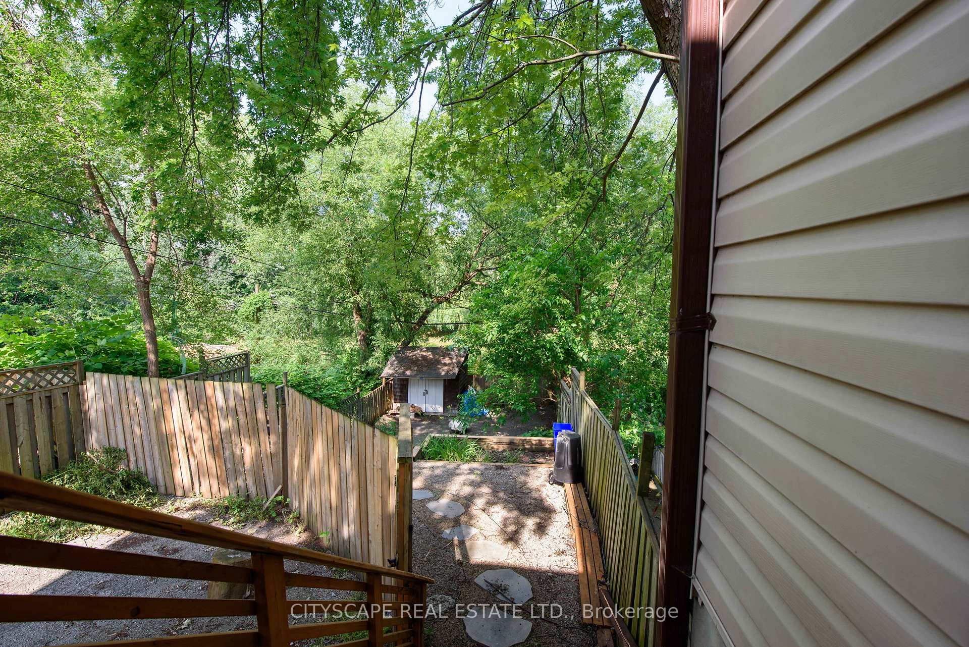 Photo 21 of Unit Upper, 193 Coxwell Avenue, Toronto, Woodbine Corridor — HOMEH