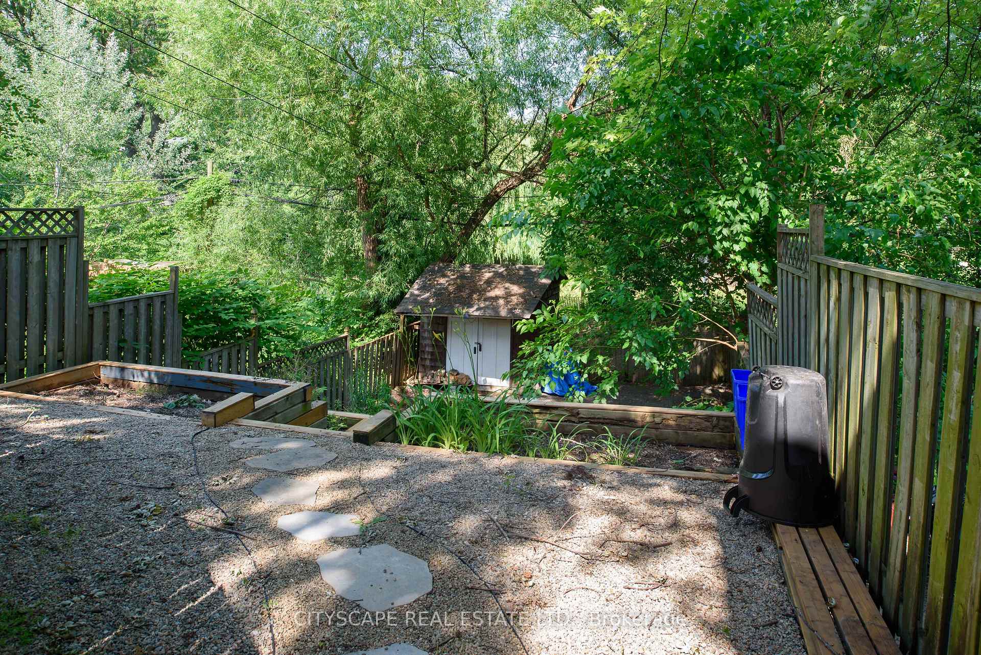 Photo 23 of Unit Upper, 193 Coxwell Avenue, Toronto, Woodbine Corridor — HOMEH