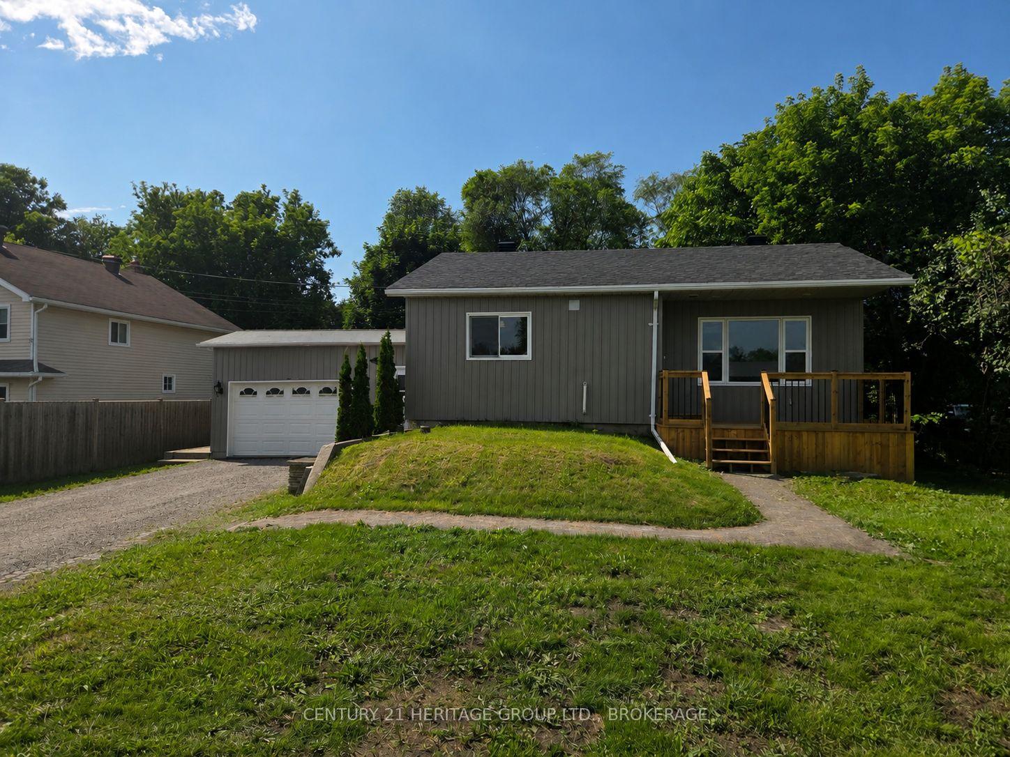 Photo of 7510 Roger Stevens Drive