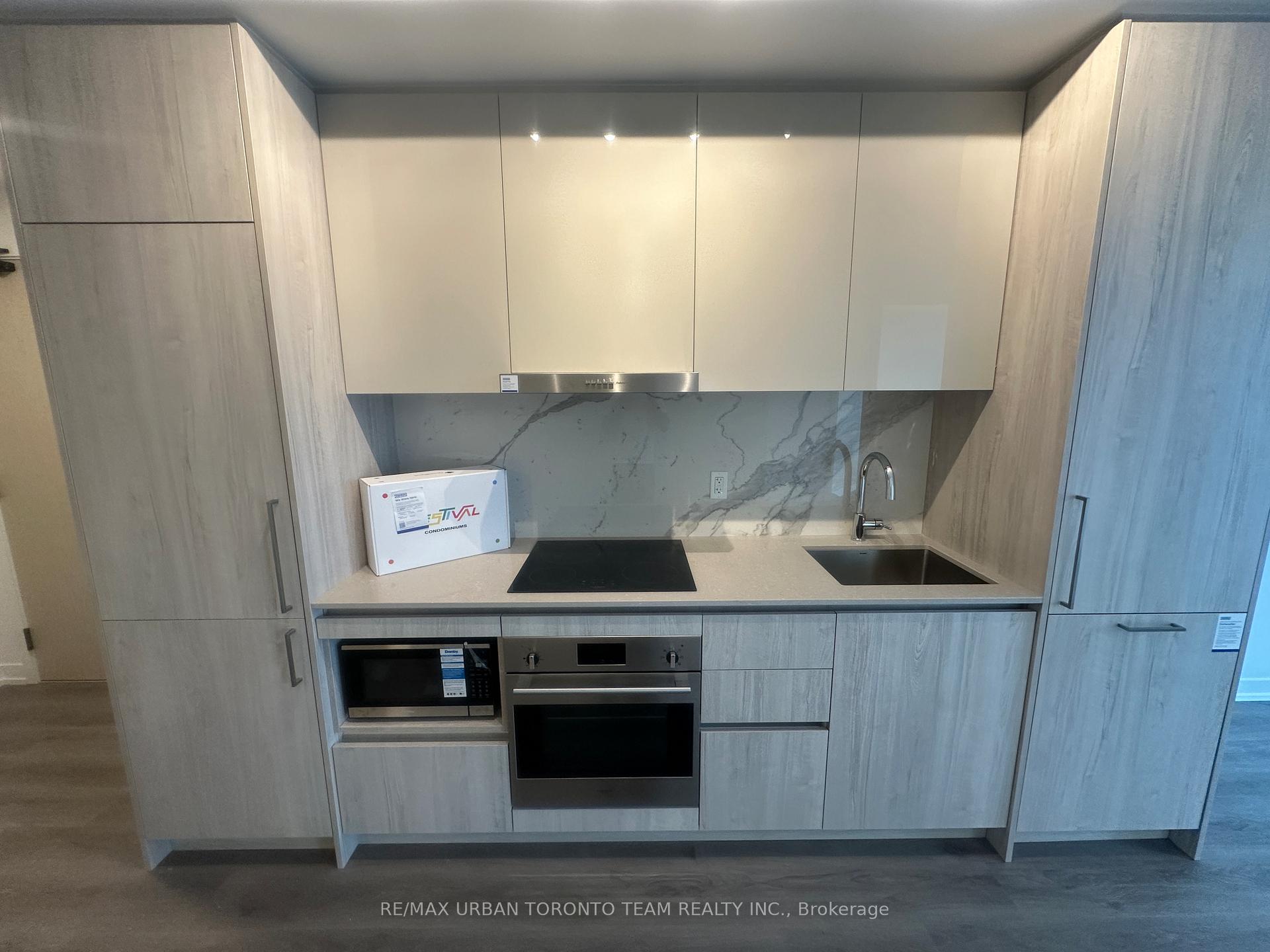 Photo 3 of Unit 4515, 225 Commerce Street W, Vaughan, Vaughan Corporate Centre — HOMEH