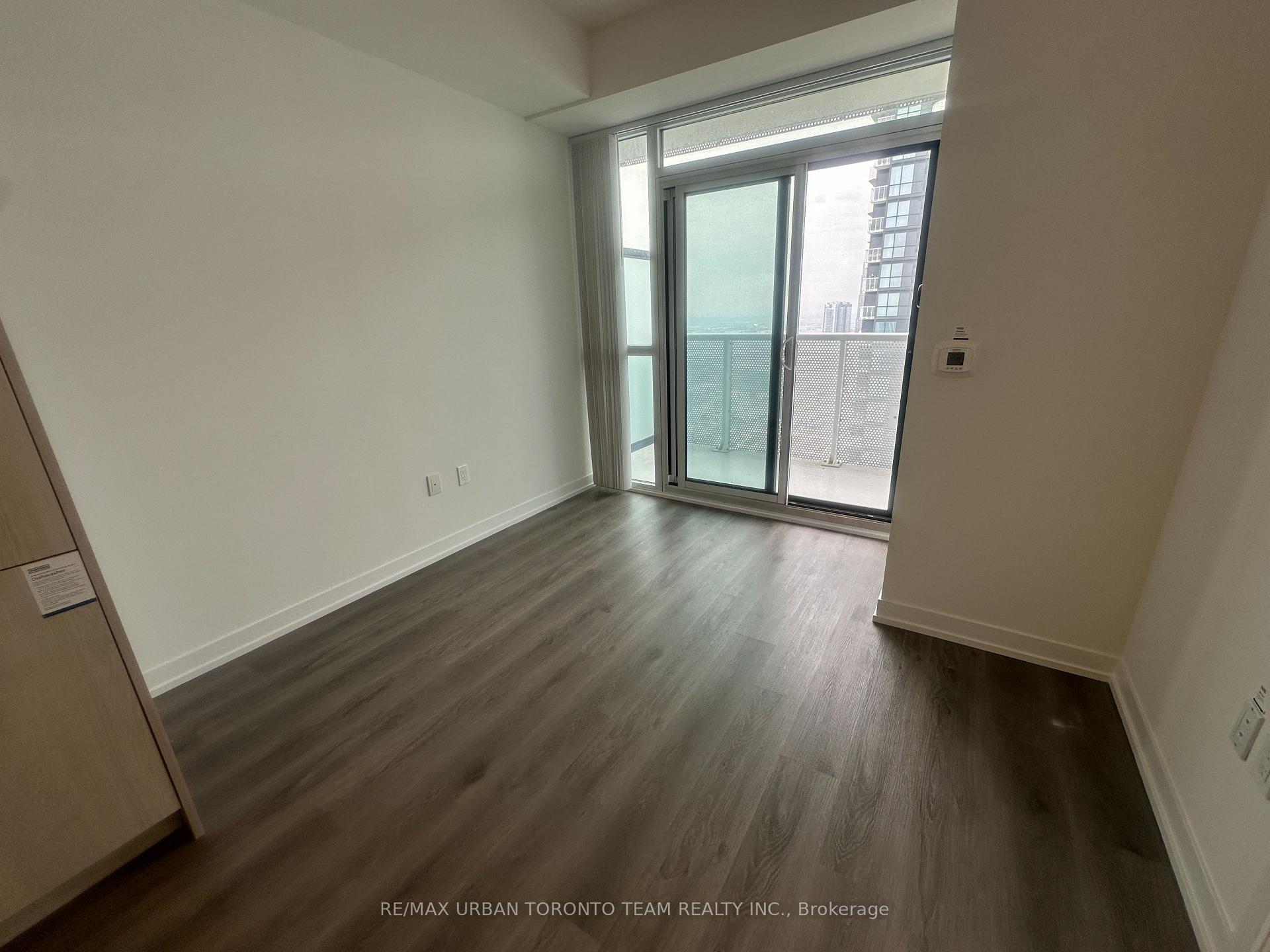 Photo 4 of Unit 4515, 225 Commerce Street W, Vaughan, Vaughan Corporate Centre — HOMEH