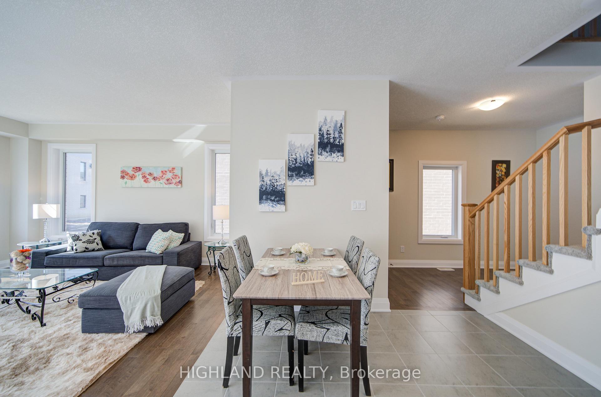 Photo 13 of 565 Balsam Poplar Street, Waterloo, Columbia Forest/Clair Hills — HOMEH