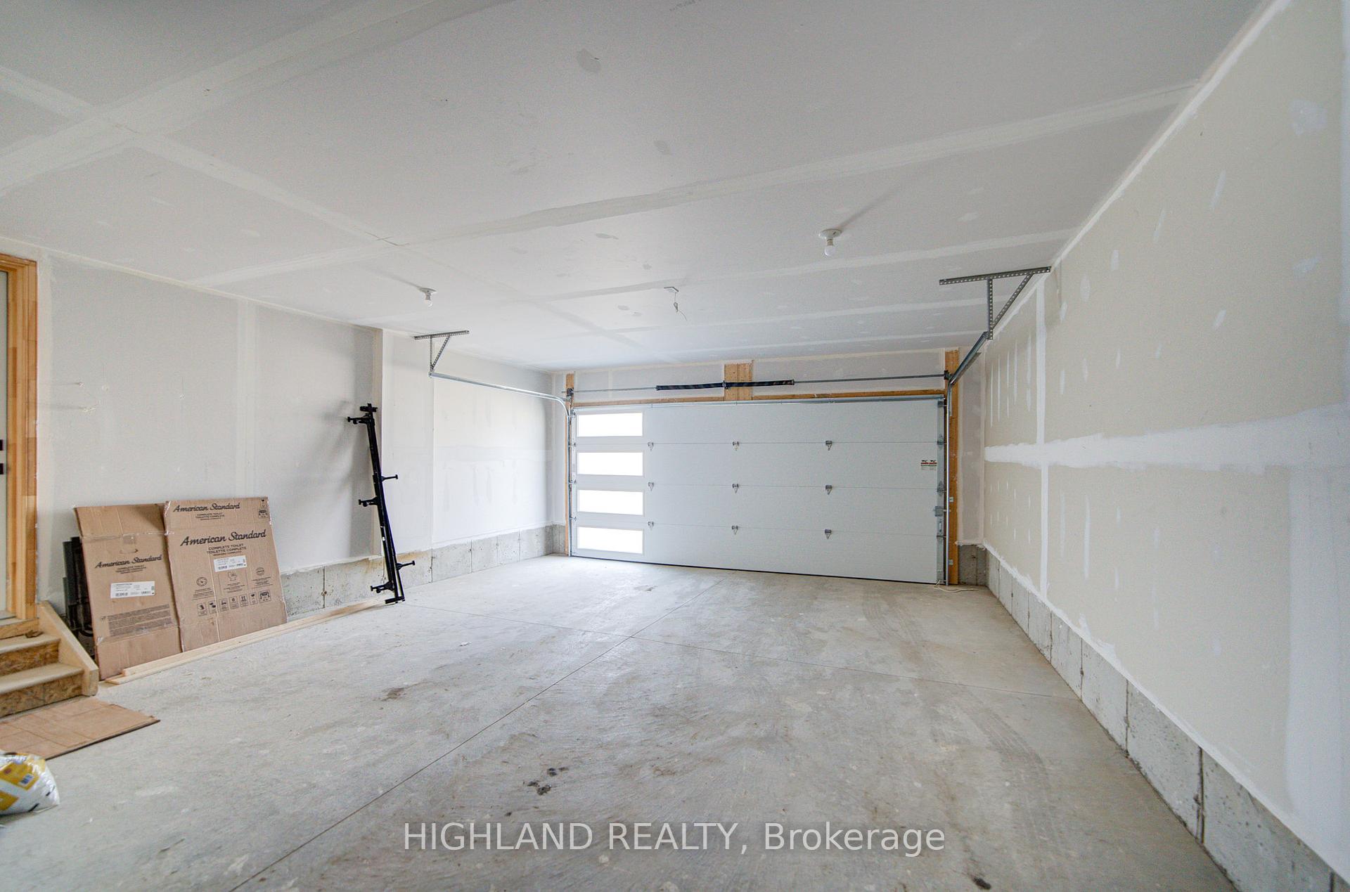 Photo 28 of 565 Balsam Poplar Street, Waterloo, Columbia Forest/Clair Hills — HOMEH