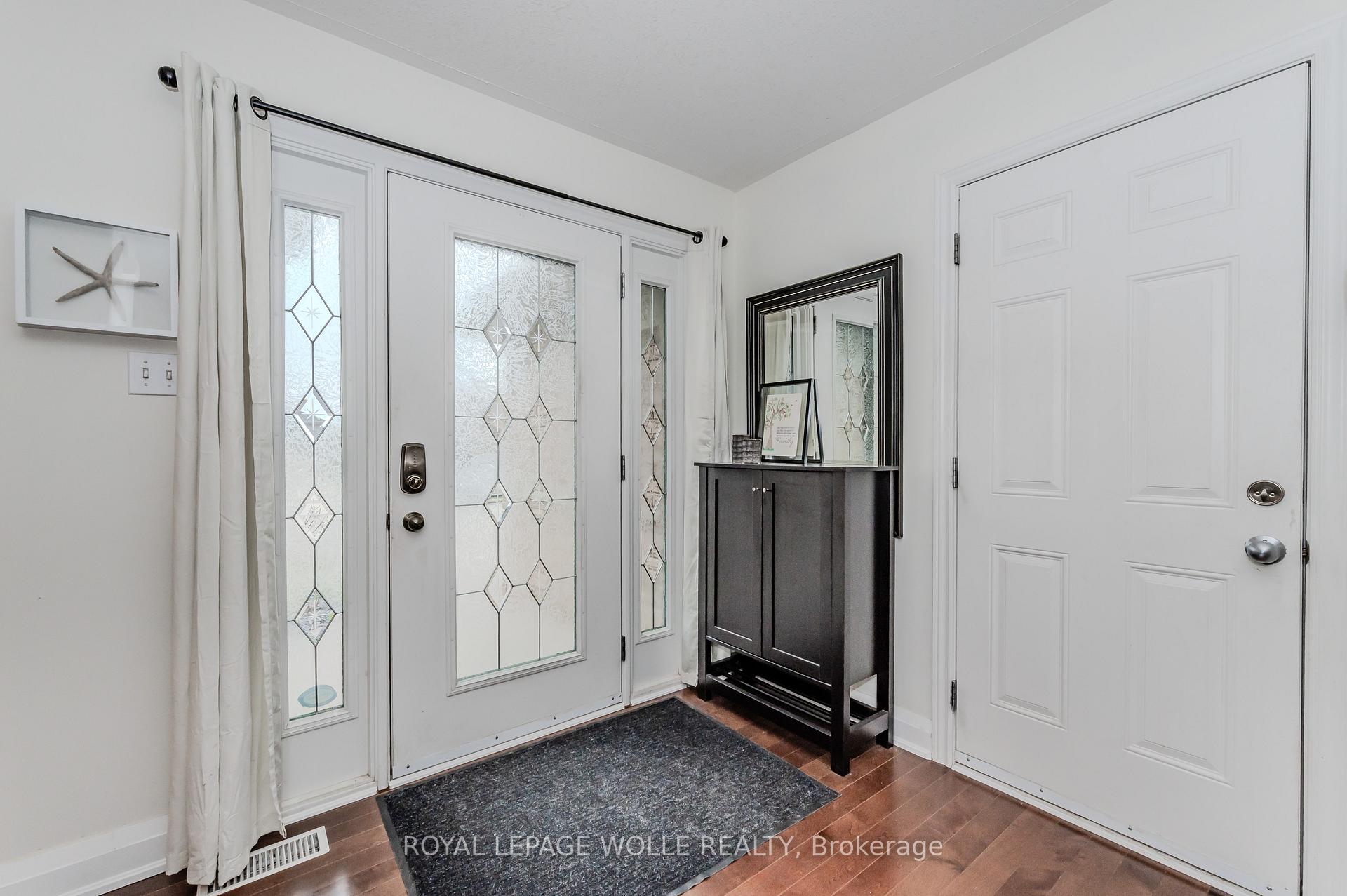Photo 6 of 37 Mansfield Drive, Brant, Brantford Twp — HOMEH