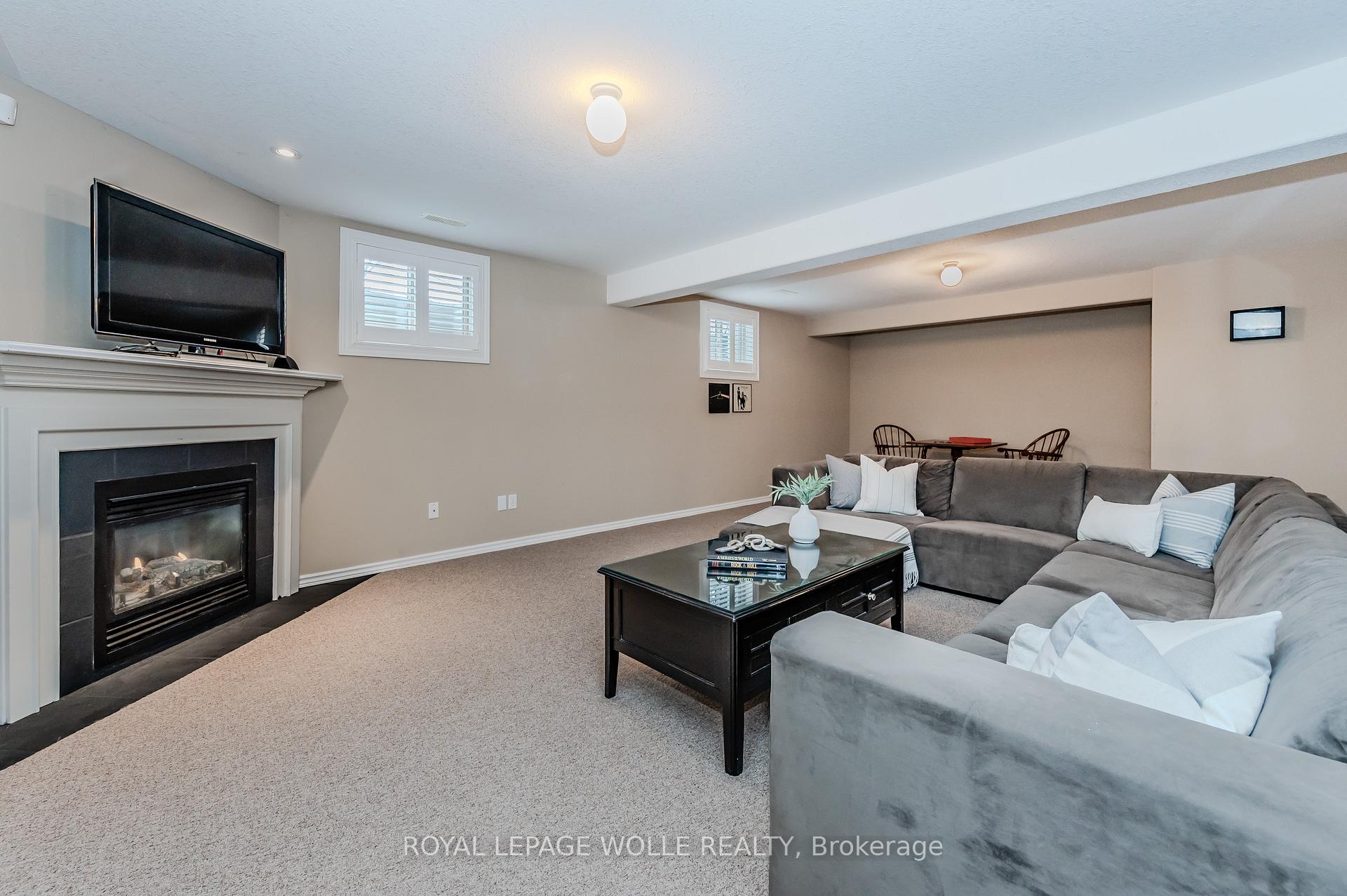 Photo 24 of 37 Mansfield Drive, Brant, Brantford Twp — HOMEH