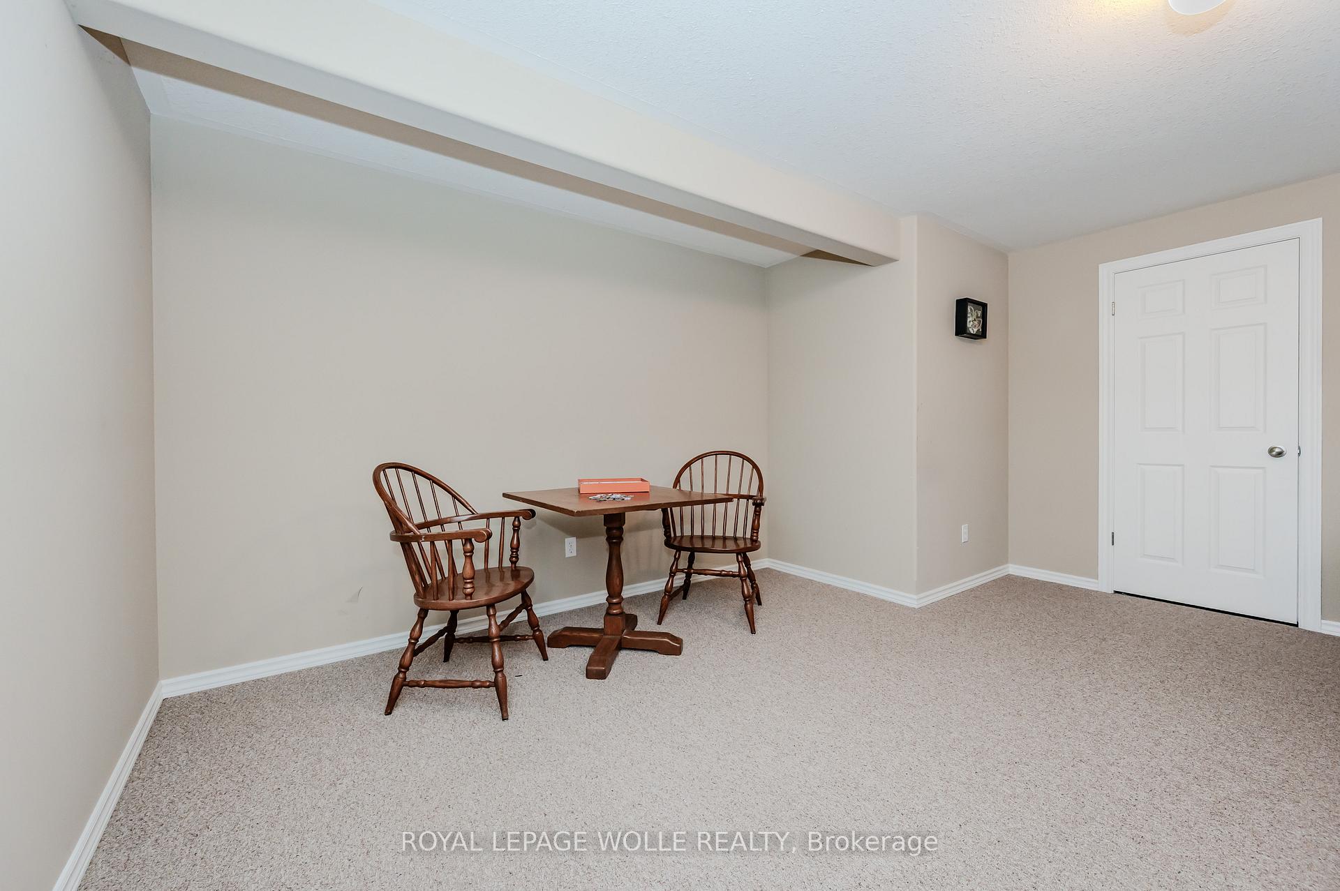 Photo 25 of 37 Mansfield Drive, Brant, Brantford Twp — HOMEH