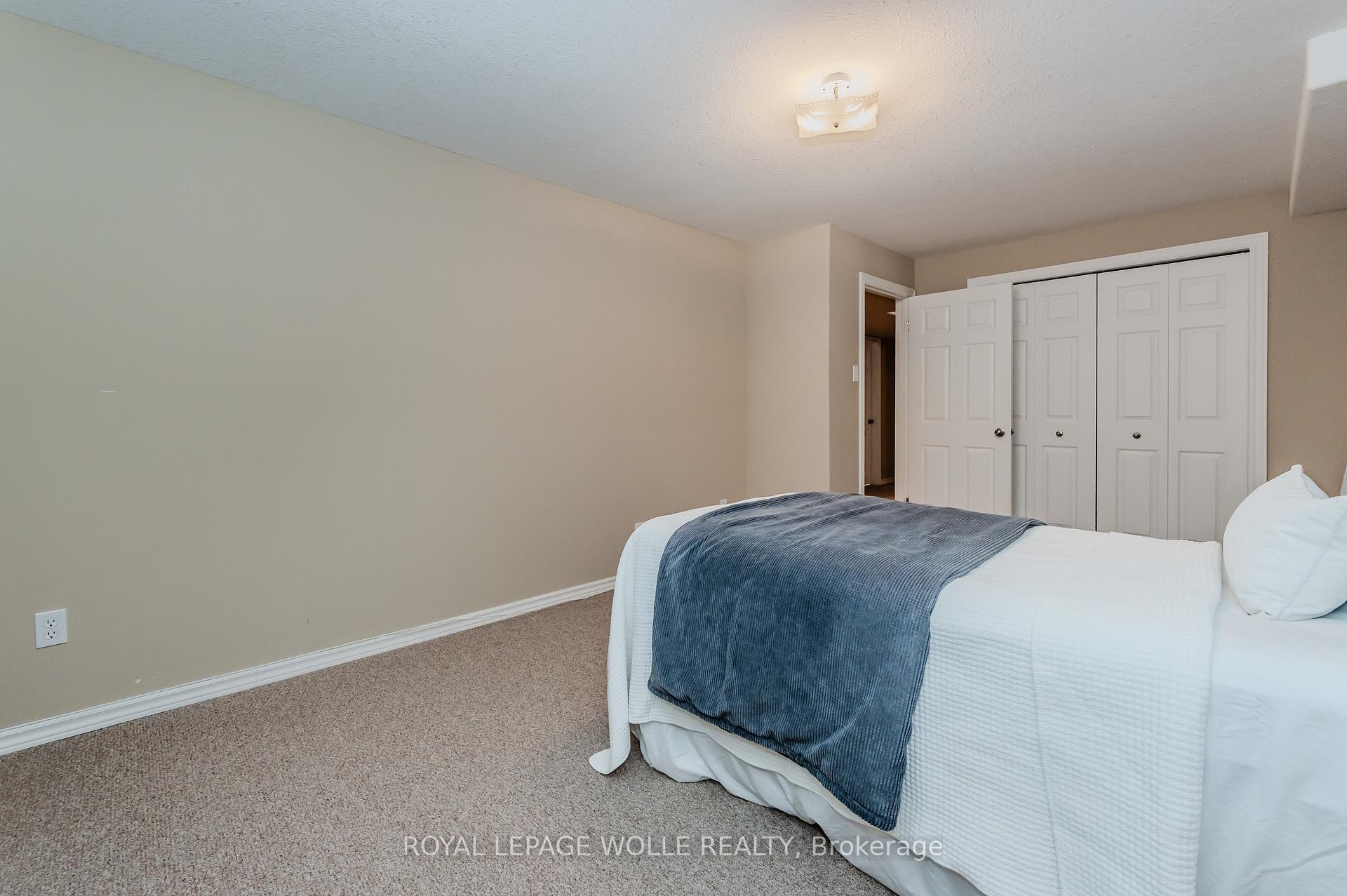 Photo 29 of 37 Mansfield Drive, Brant, Brantford Twp — HOMEH