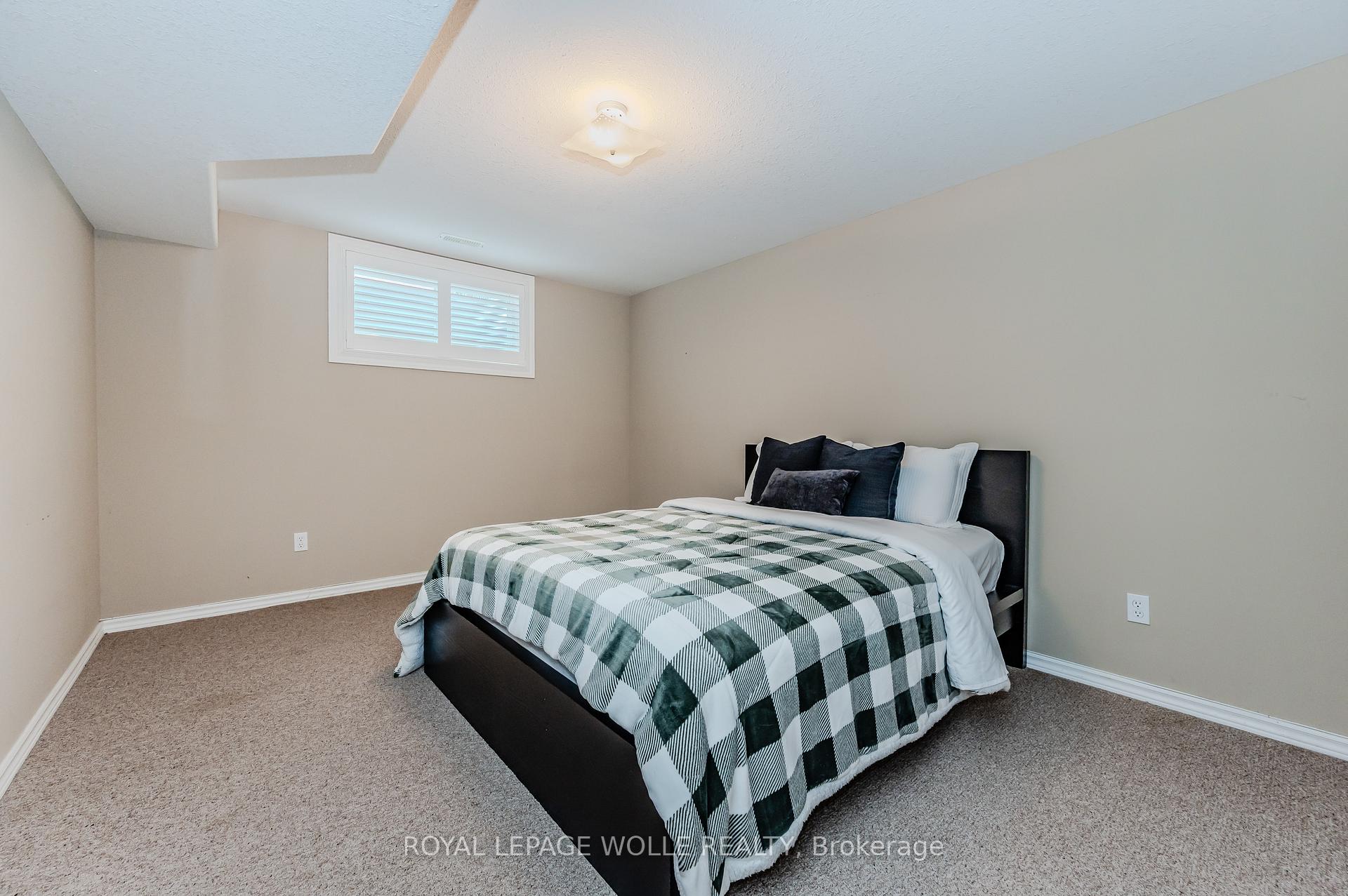 Photo 30 of 37 Mansfield Drive, Brant, Brantford Twp — HOMEH