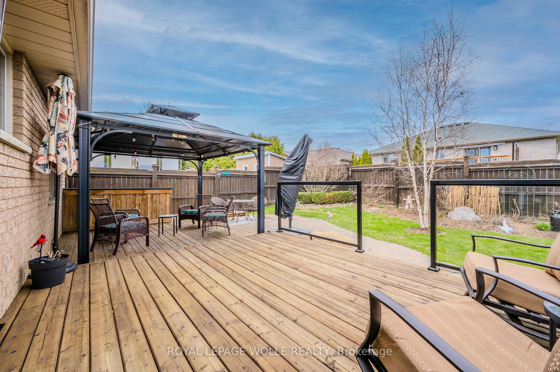 Photo 35 of 37 Mansfield Drive, Brant, Brantford Twp — HOMEH