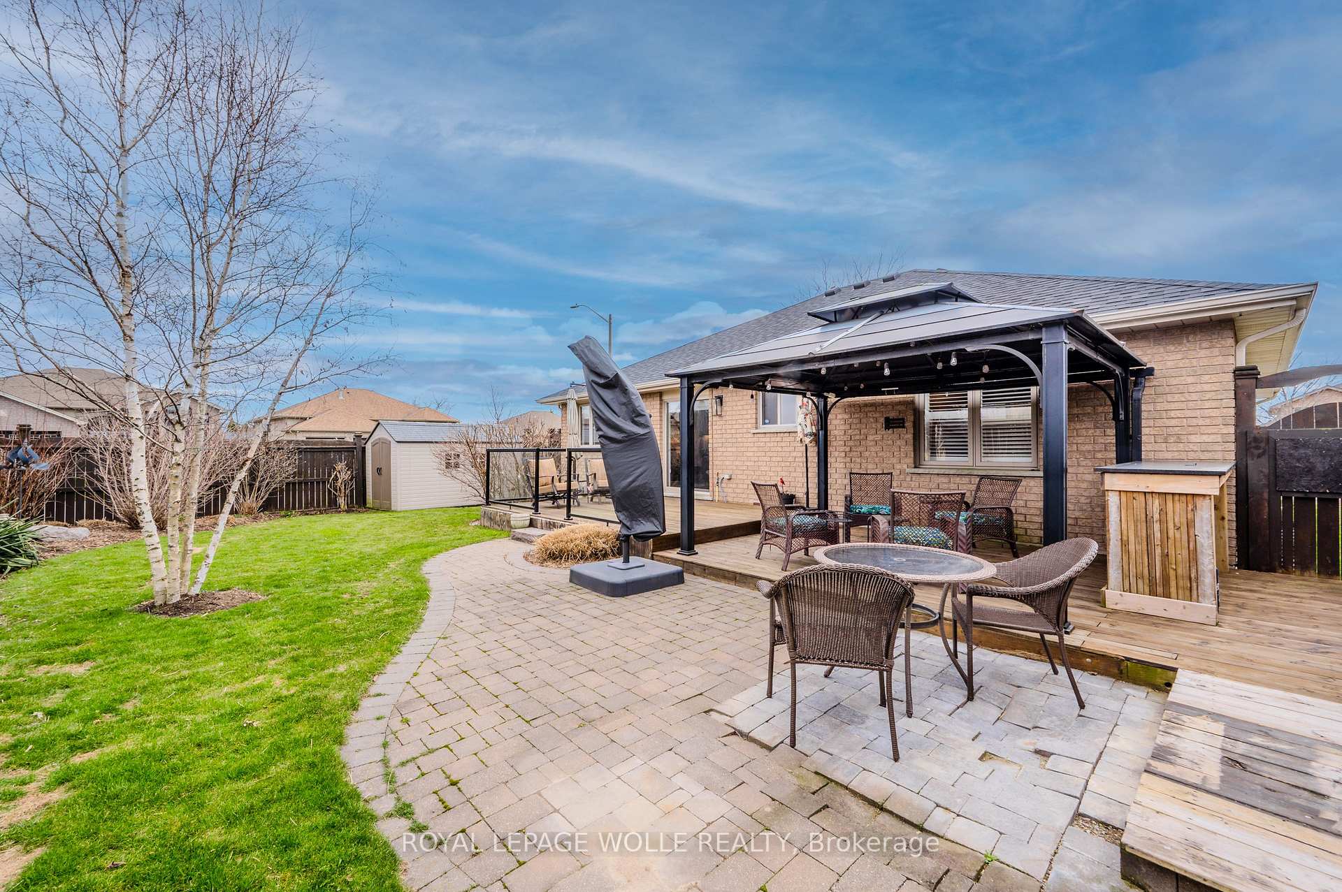 Photo 37 of 37 Mansfield Drive, Brant, Brantford Twp — HOMEH
