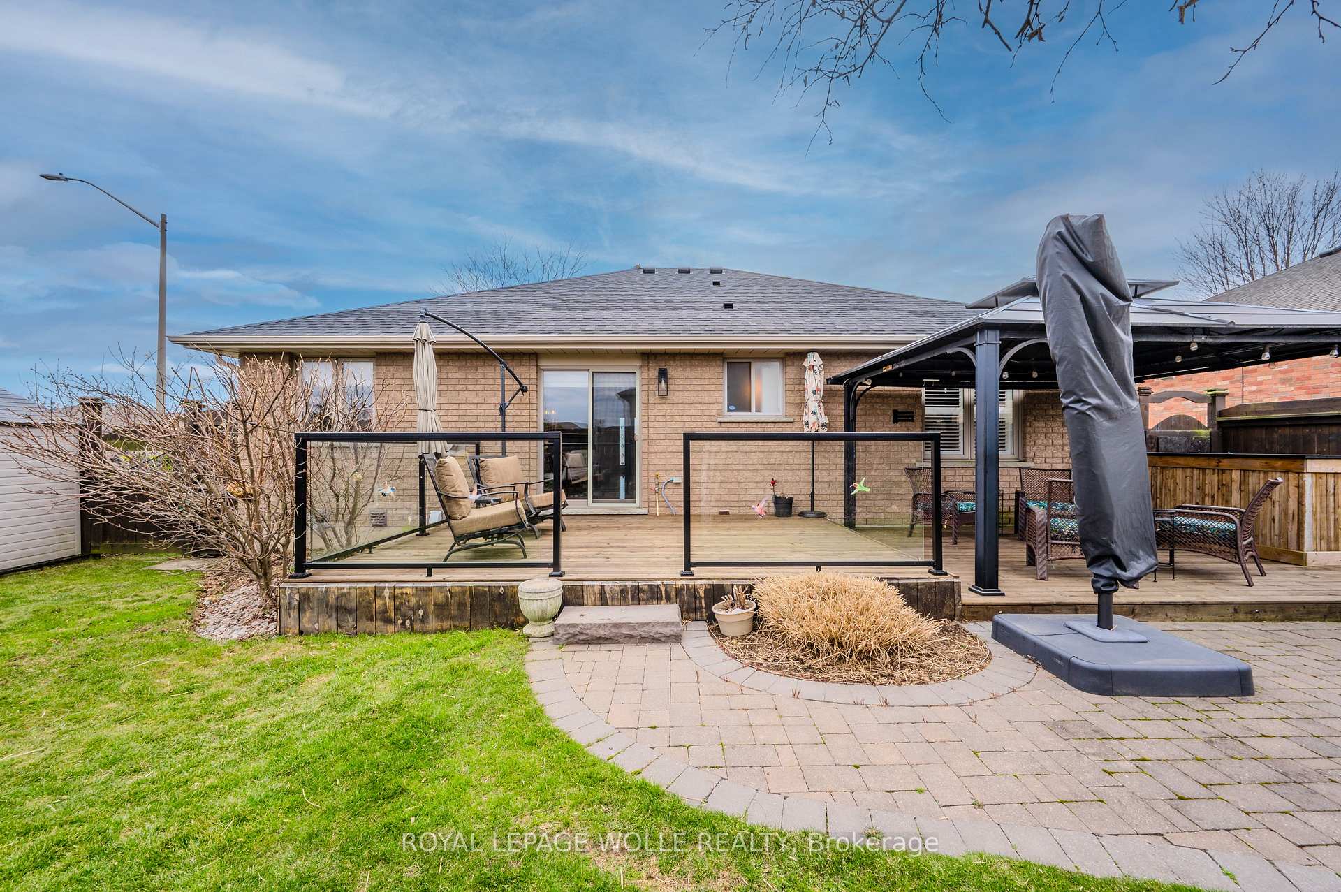 Photo 39 of 37 Mansfield Drive, Brant, Brantford Twp — HOMEH