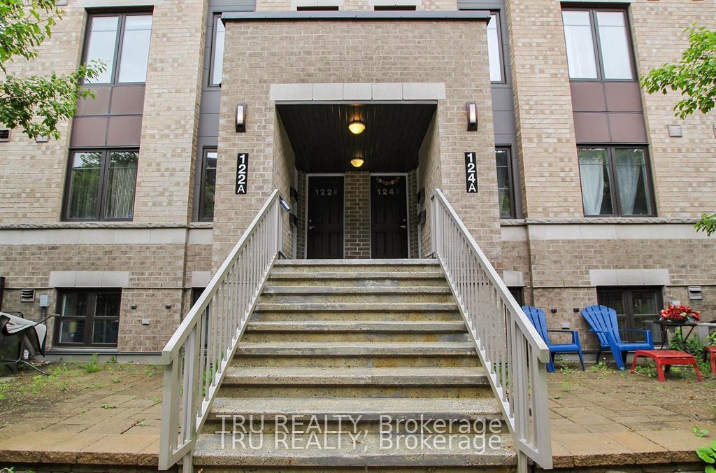 Photo 2 of Unit 19, 122 Lindenshade Drive, Ottawa, Barrhaven - Strandherd — HOMEH
