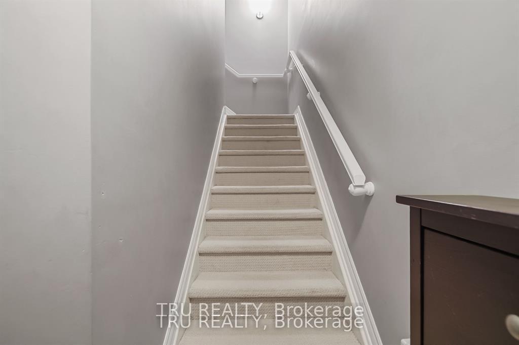 Photo 5 of Unit 19, 122 Lindenshade Drive, Ottawa, Barrhaven - Strandherd — HOMEH