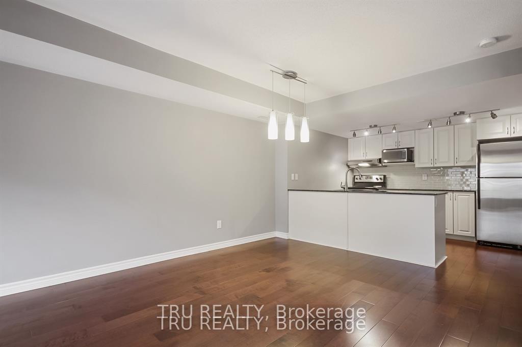 Photo 7 of Unit 19, 122 Lindenshade Drive, Ottawa, Barrhaven - Strandherd — HOMEH
