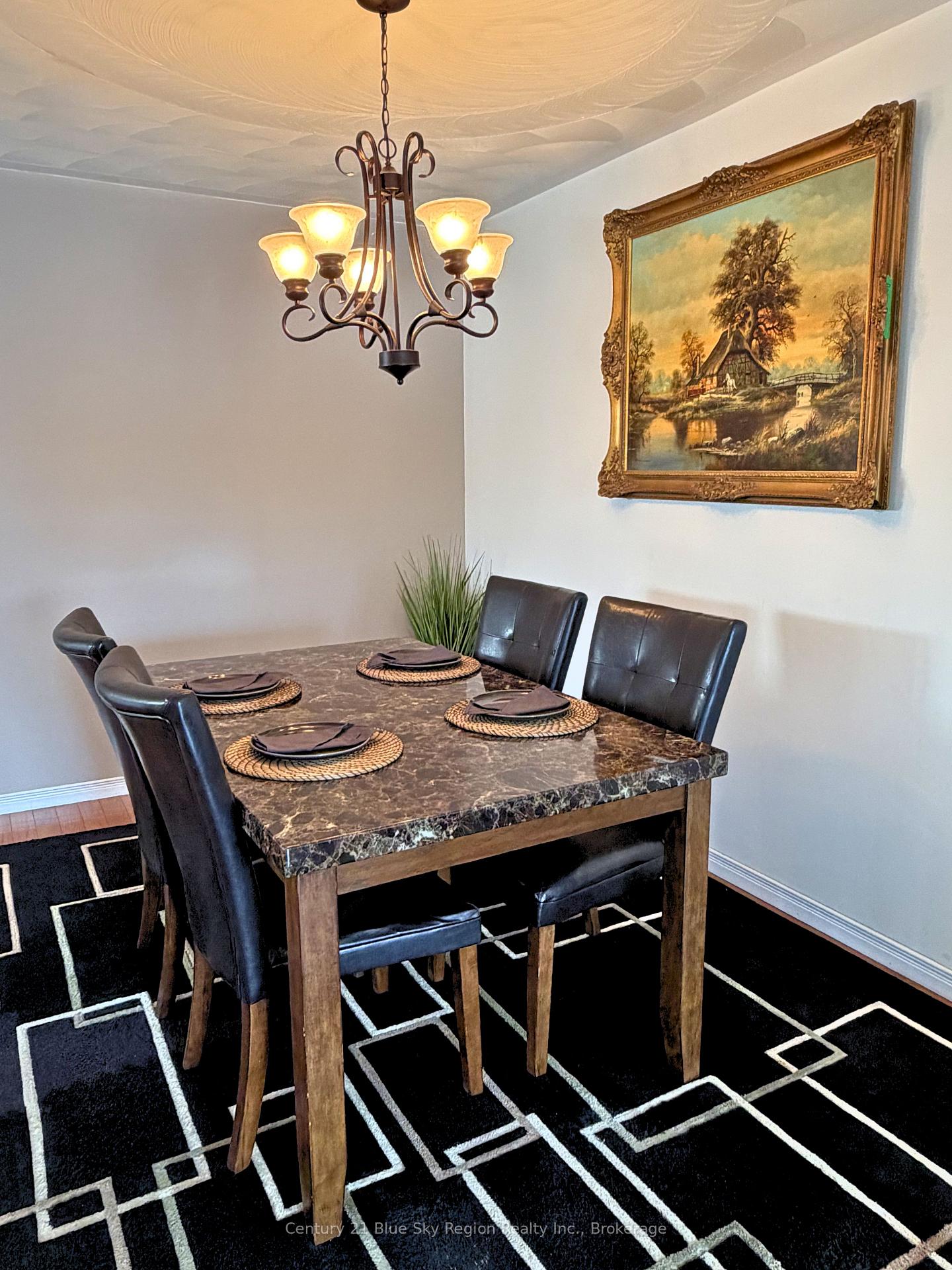 Photo 6 of 170 Cloverbrae Crescent, North Bay, Ferris — HOMEH