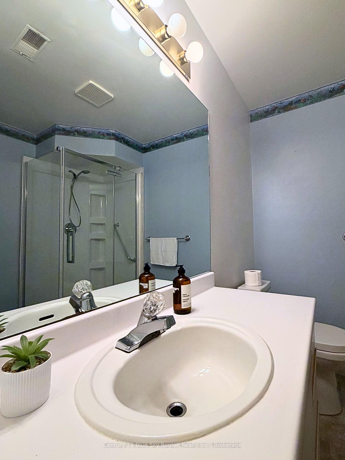 Photo 20 of 170 Cloverbrae Crescent, North Bay, Ferris — HOMEH
