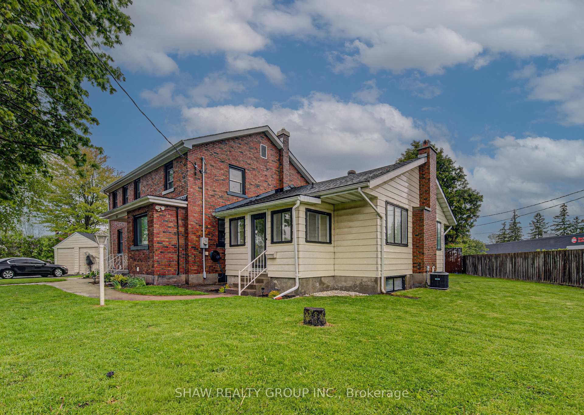 Photo 44 of 128 Pollock Avenue, Cambridge, Alison — HOMEH
