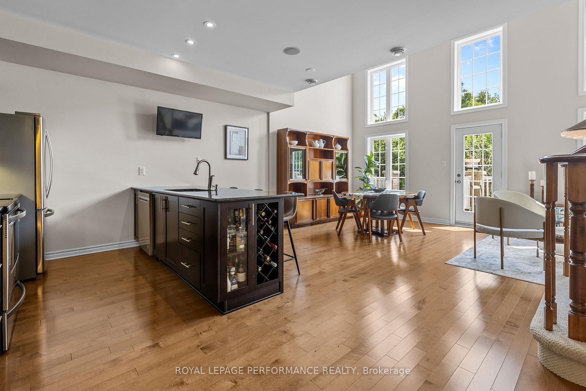 Photo 5 of 80A Stonehaven Drive, Ottawa, Kanata - Bridlewood — HOMEH
