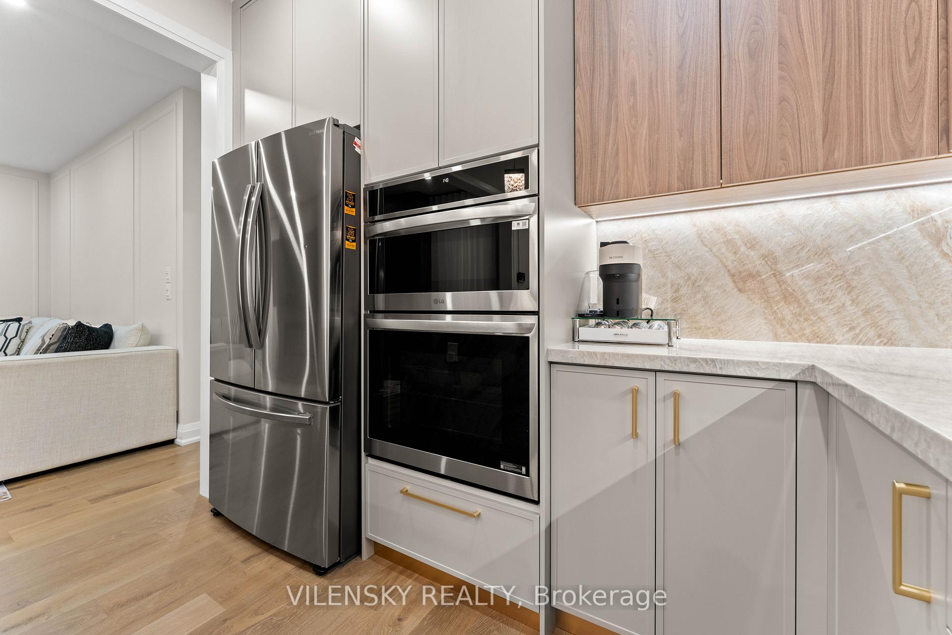 Photo 10 of 68 Alex Black Street, Vaughan, Patterson — HOMEH