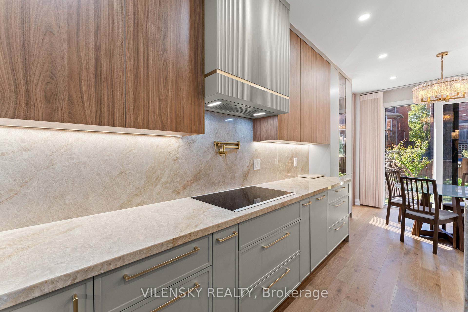 Photo 11 of 68 Alex Black Street, Vaughan, Patterson — HOMEH