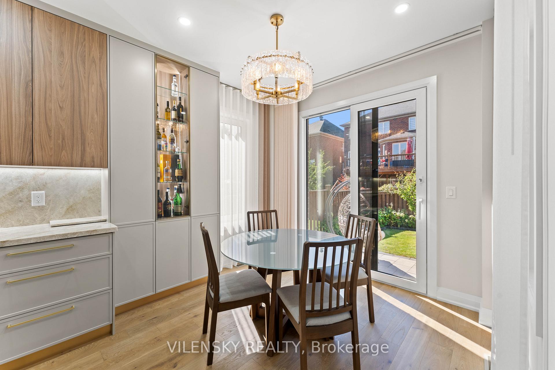 Photo 14 of 68 Alex Black Street, Vaughan, Patterson — HOMEH