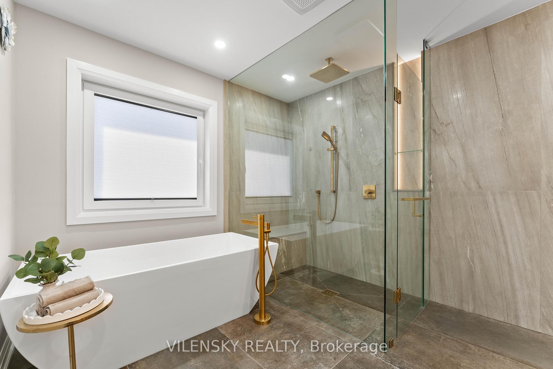 Photo 25 of 68 Alex Black Street, Vaughan, Patterson — HOMEH
