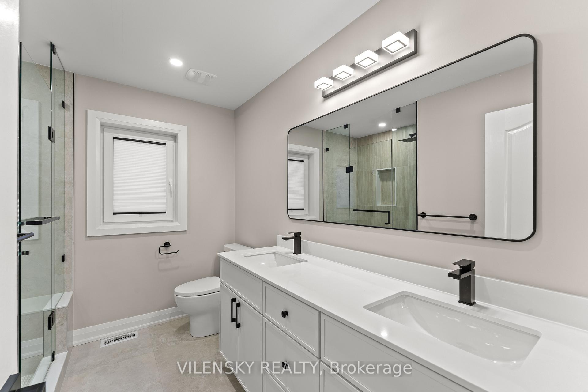 Photo 31 of 68 Alex Black Street, Vaughan, Patterson — HOMEH