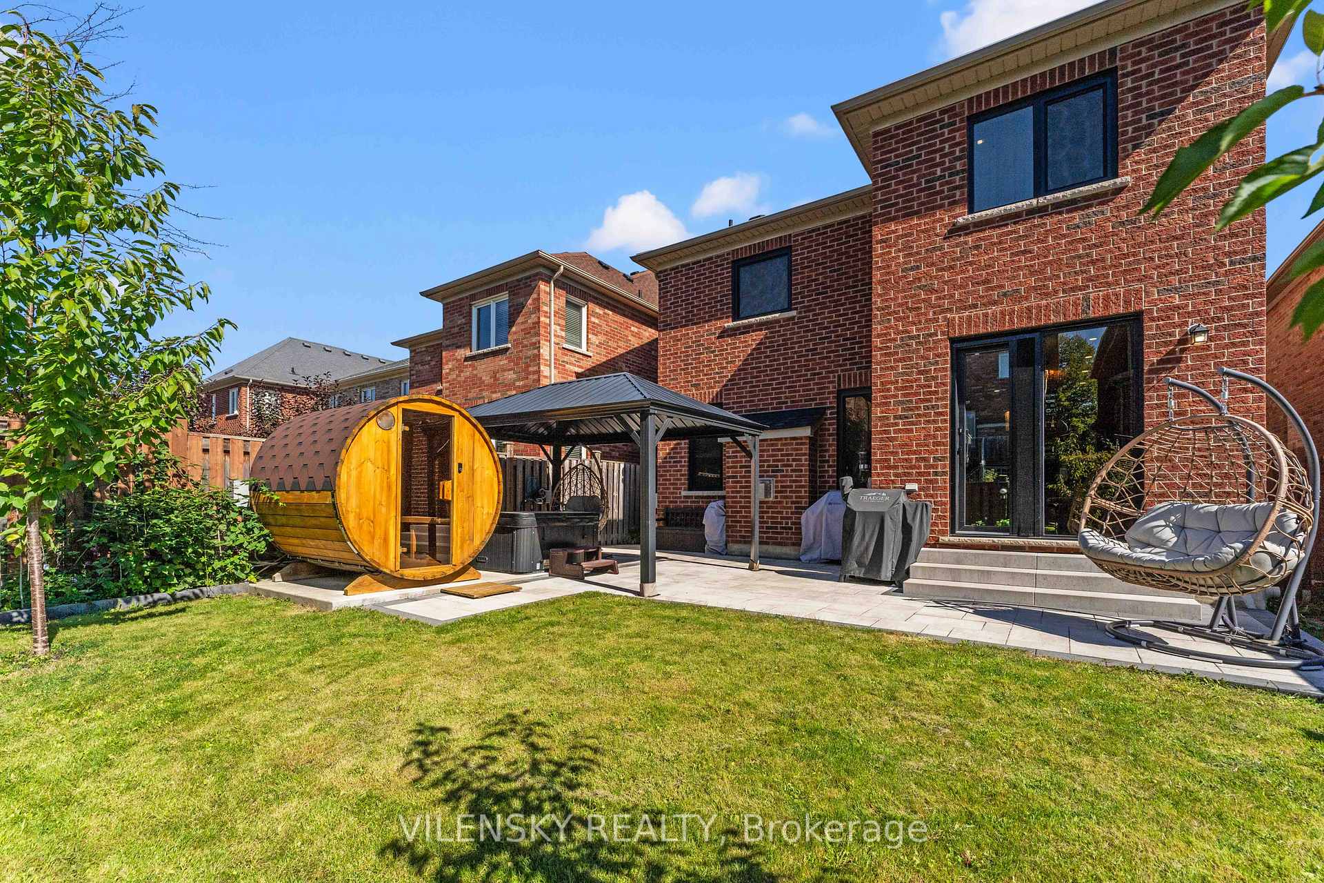 Photo 40 of 68 Alex Black Street, Vaughan, Patterson — HOMEH